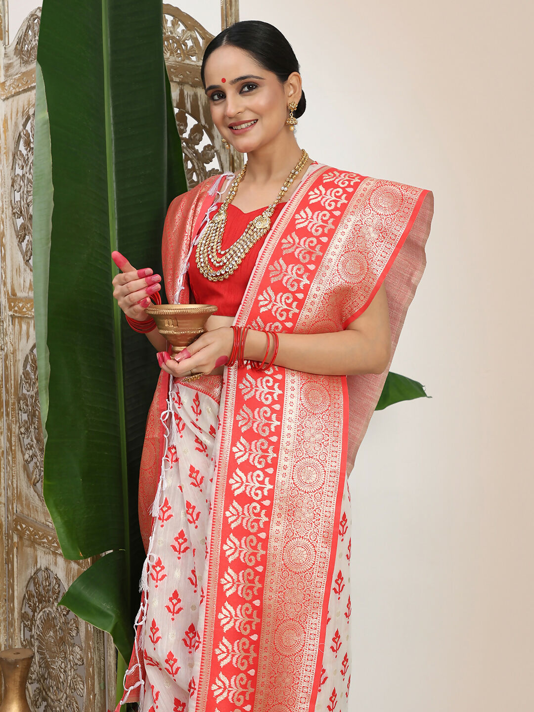 Shree Shyam Fashion Linen Cotton Red & White Saree - Distacart