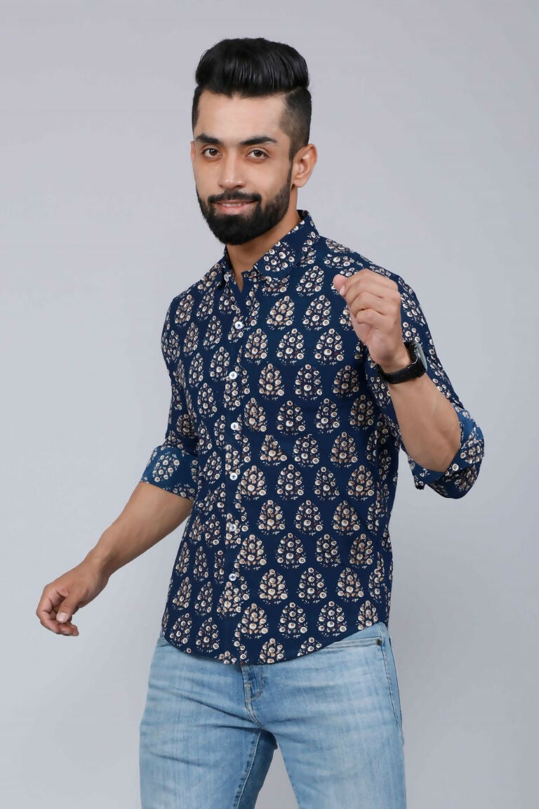 Miravan Men's Blue Floral Print Full Sleeve Casual Shirt