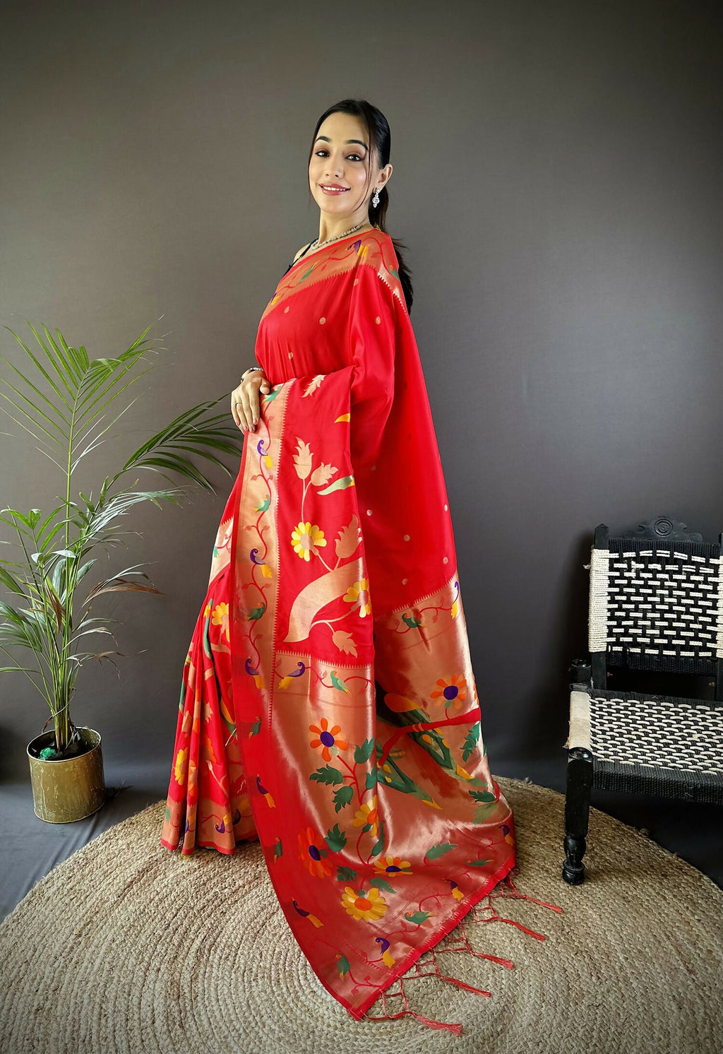 Joban Fashion Red Zari Woven Floral Motifs Soft Silk Paithani Silk Saree - Distacart
