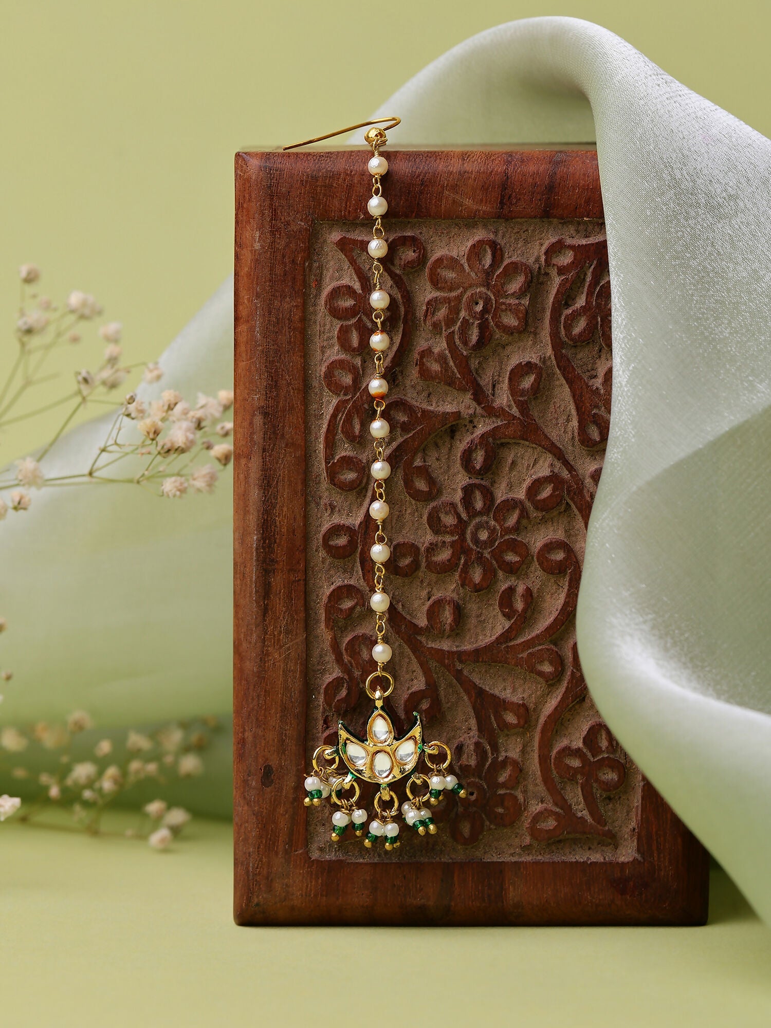 Ruby Raang Gold Polished Gold Kundan Maang Tikka - Distacart