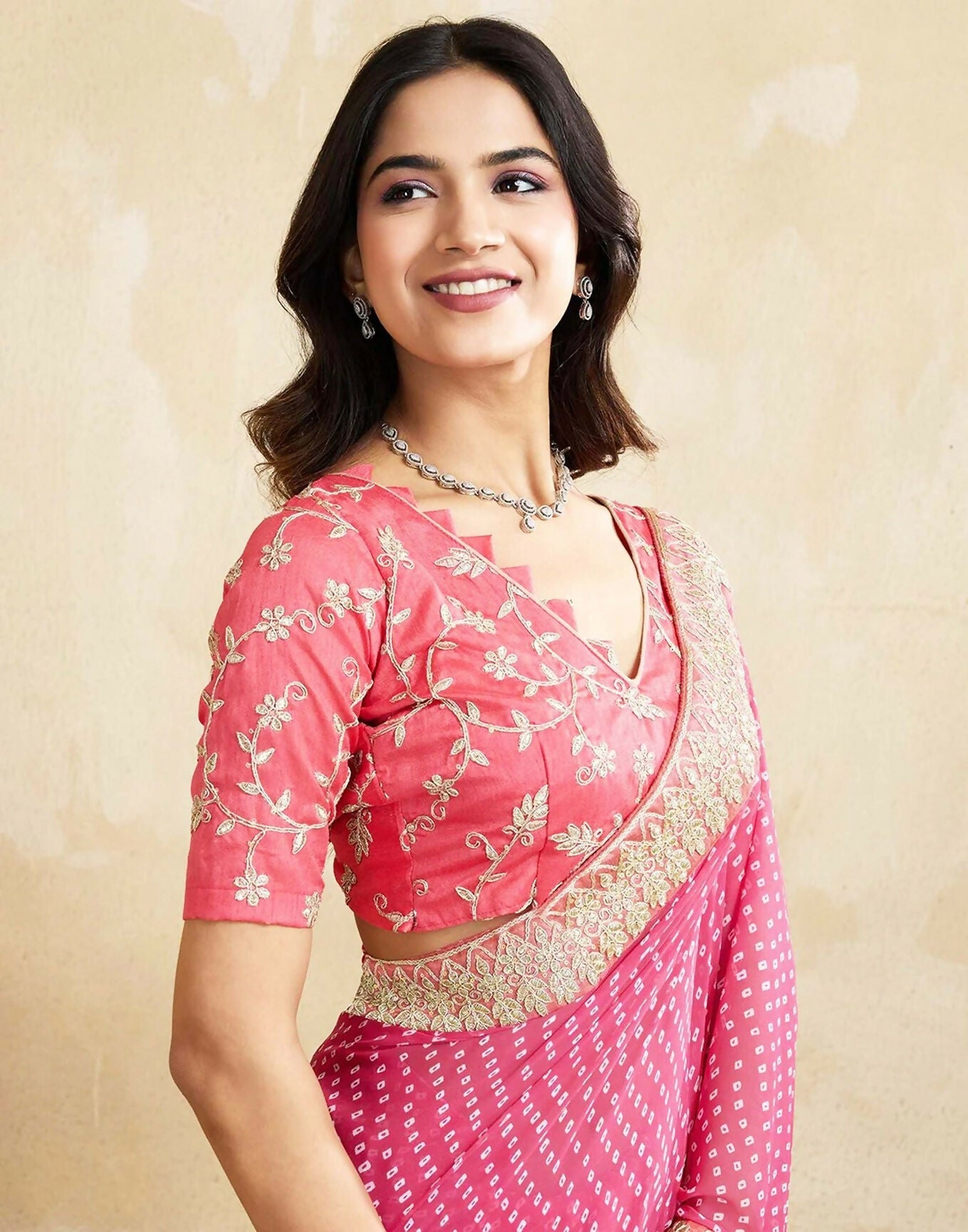 Joban Fashion Georgette Pink, White Color Bandhani Saree - Distacart