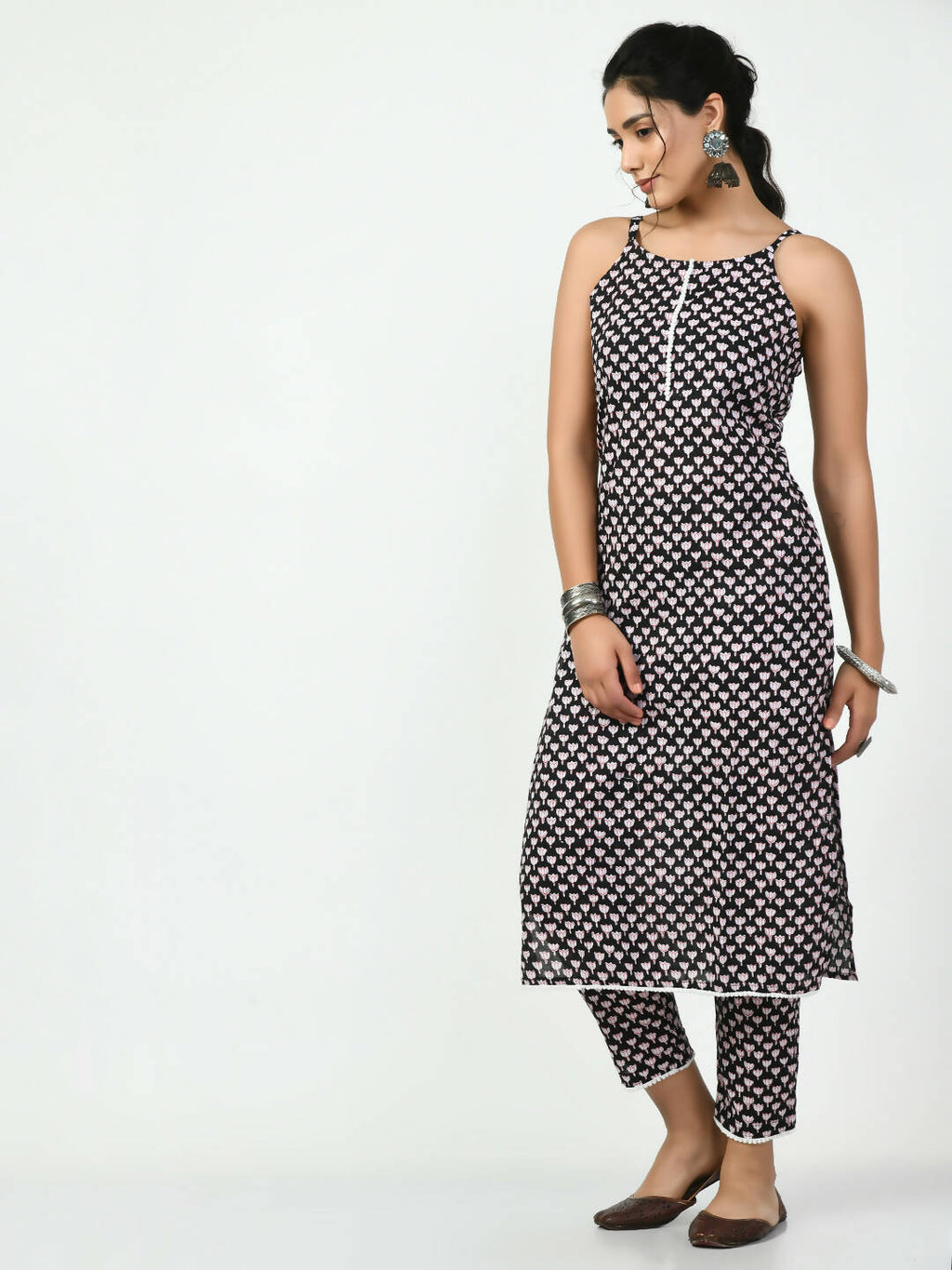 Myshka Women's Black Printed Kurta With Trouser