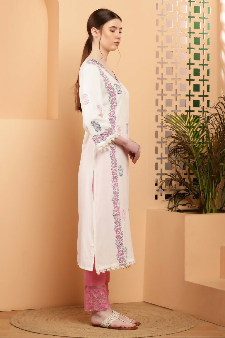 Cheera Women Stylish Hand Block Printed Cotton Blend Flared Kurta - Off White