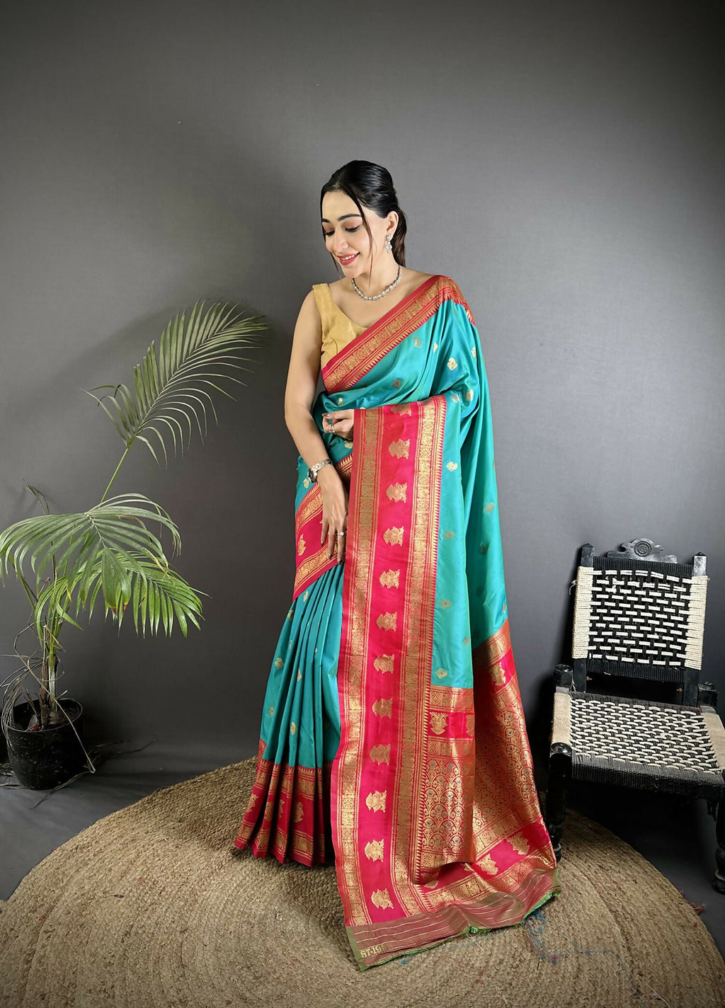Joban Fashion Sea Green Banarasi Soft Silk Woven Butti Saree - Distacart