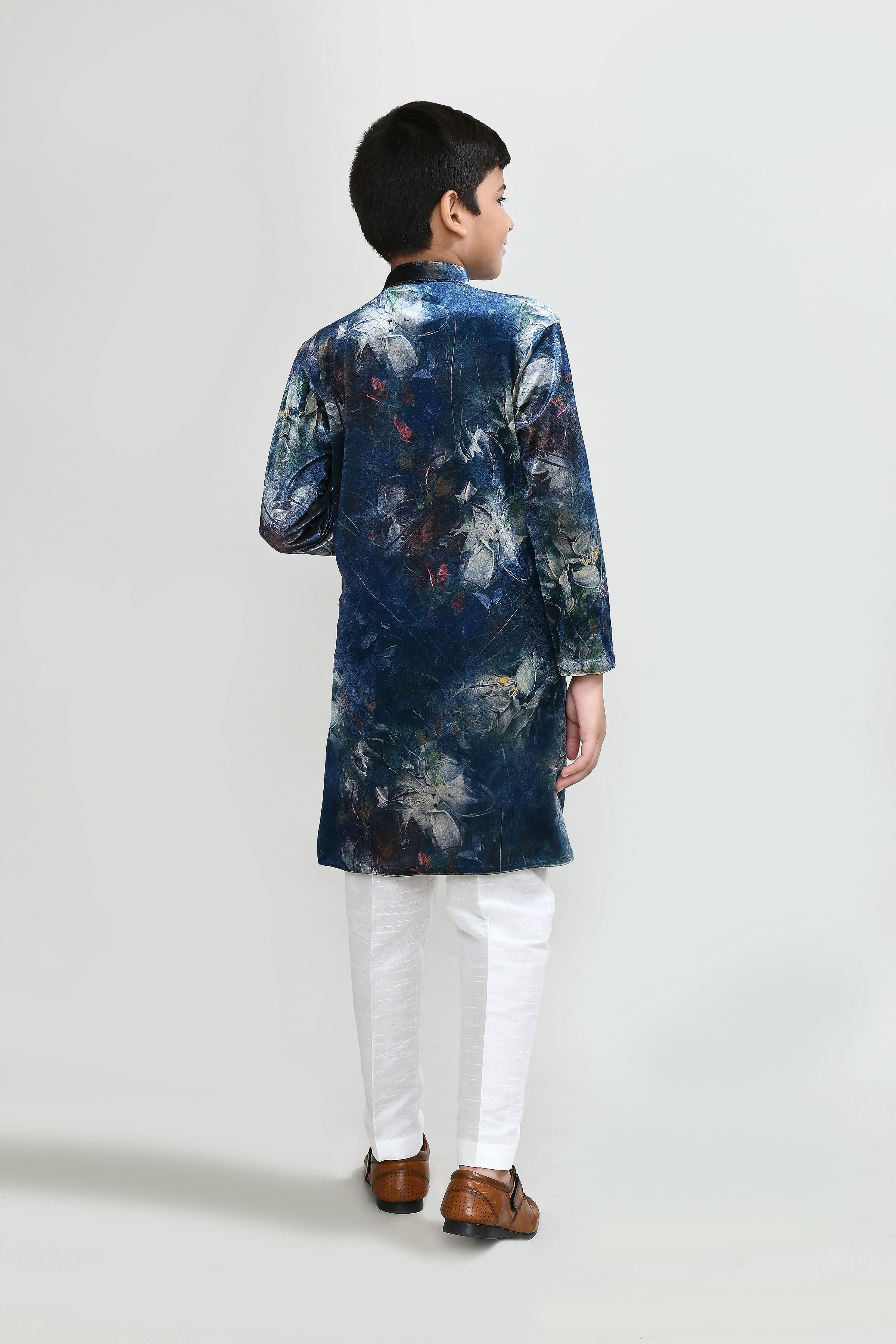 Joban Fashion Velvet Teal Blue Kurta With Straight Fit Pant