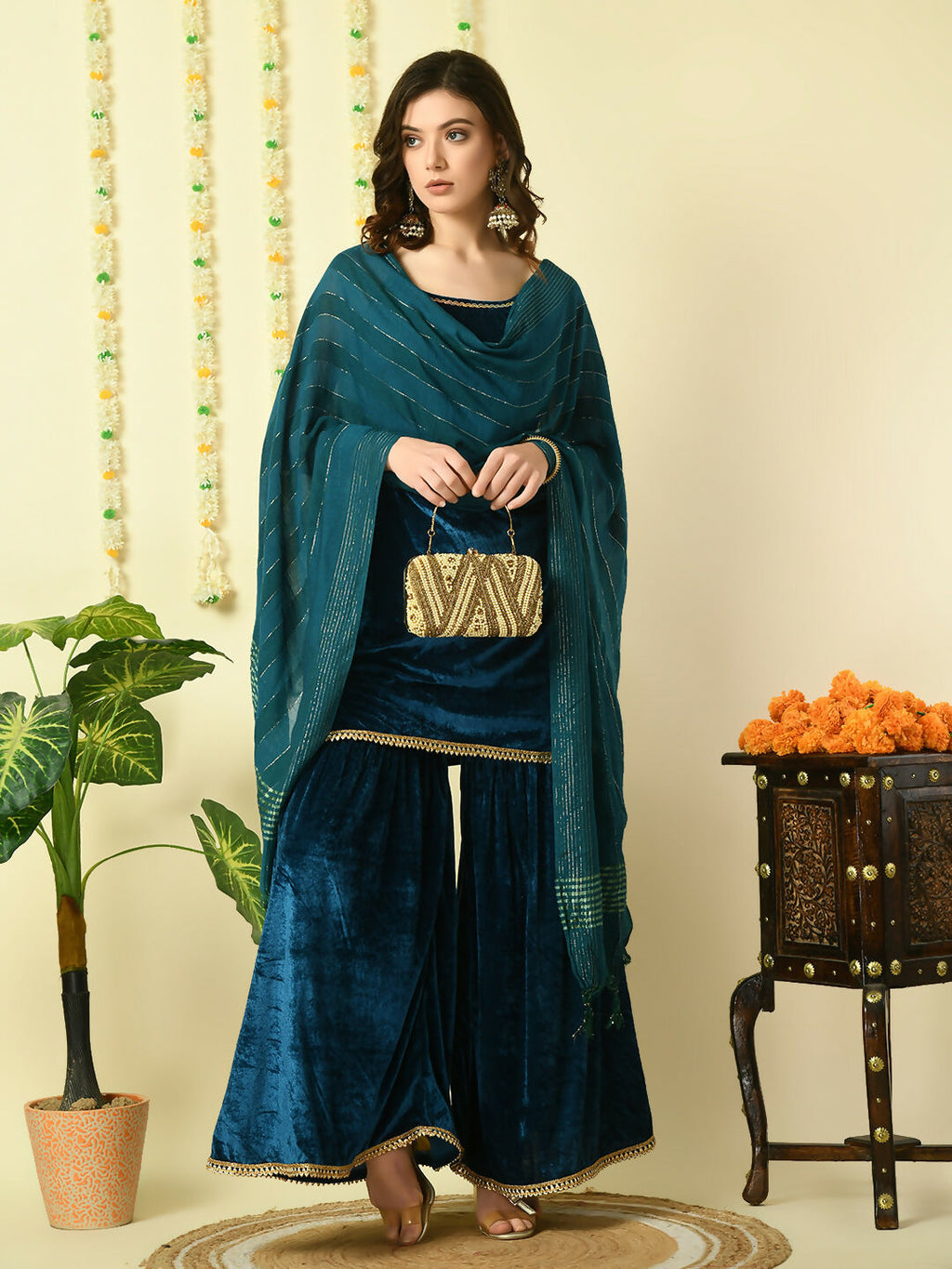 Myshka Women's Teal Velvet Kurti & Sharara With Dupatta Party Sets