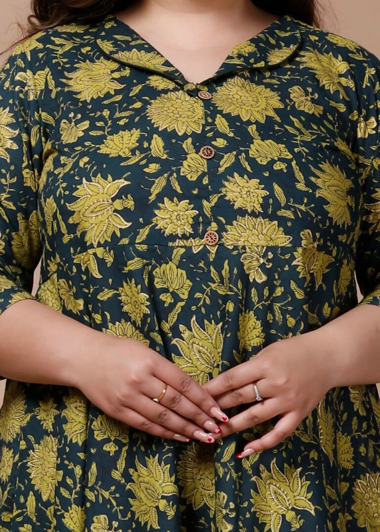 Miravan Women's Plus Size Green Floral Printed Anarkali Kurta