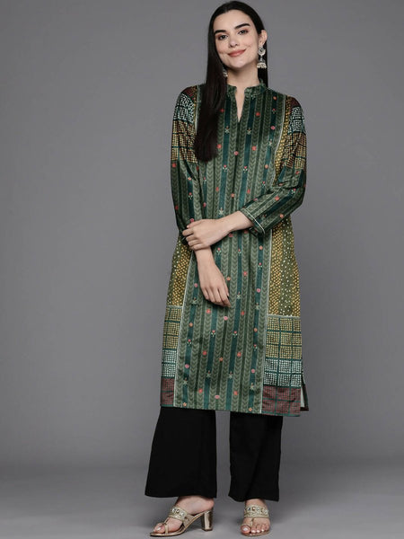 Ahalyaa Women Printed Gotta Patti Velvet Kurta - Green Color