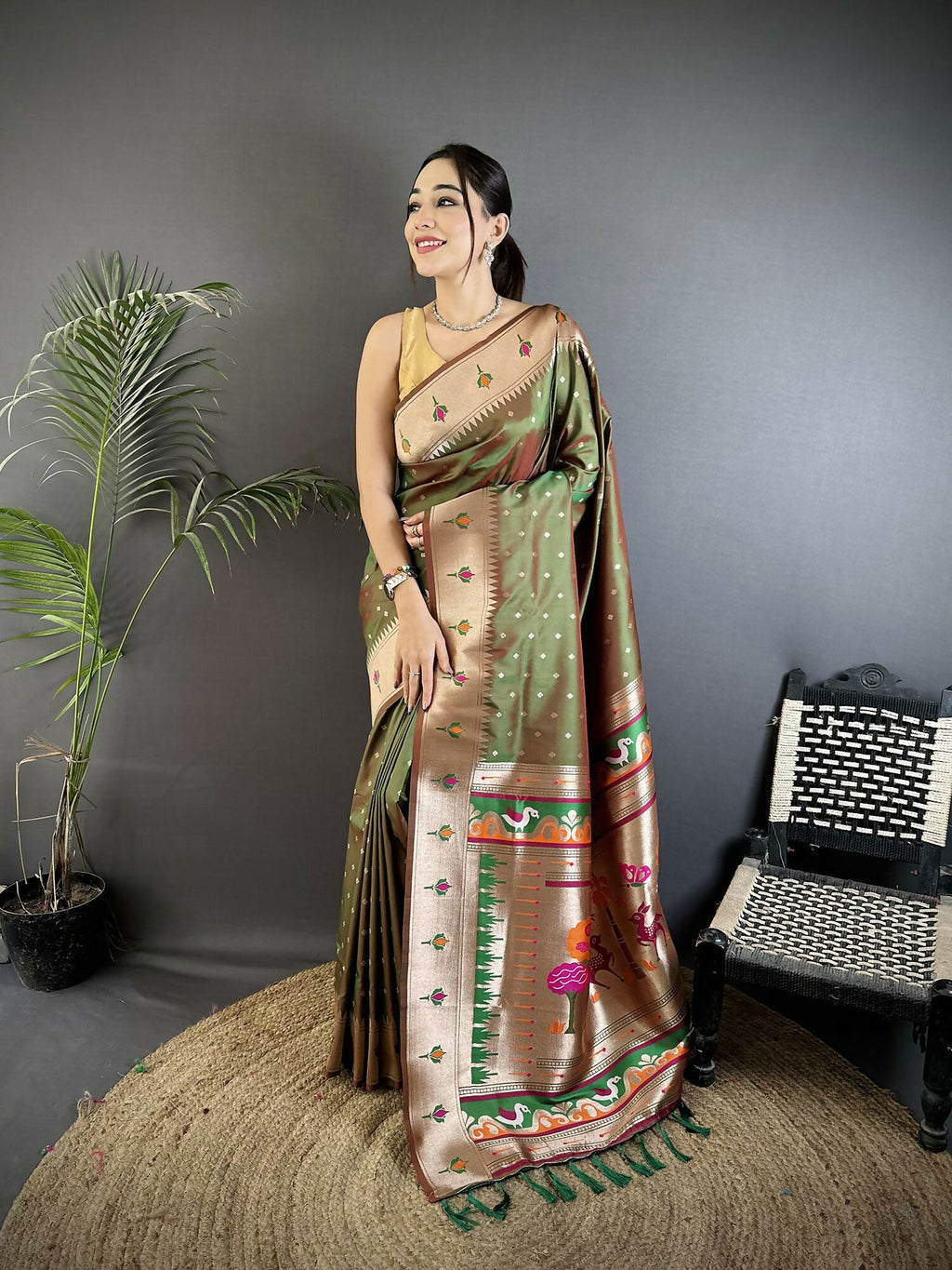Joban Fashion Mehendi Green Peacock & Floral Motifs Soft Lichi Silk Kanchipuram Saree - Distacart