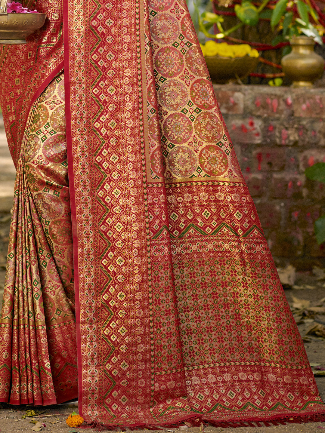 Sangam Prints Golden Silk Woven Work Traditional Saree - Distacart