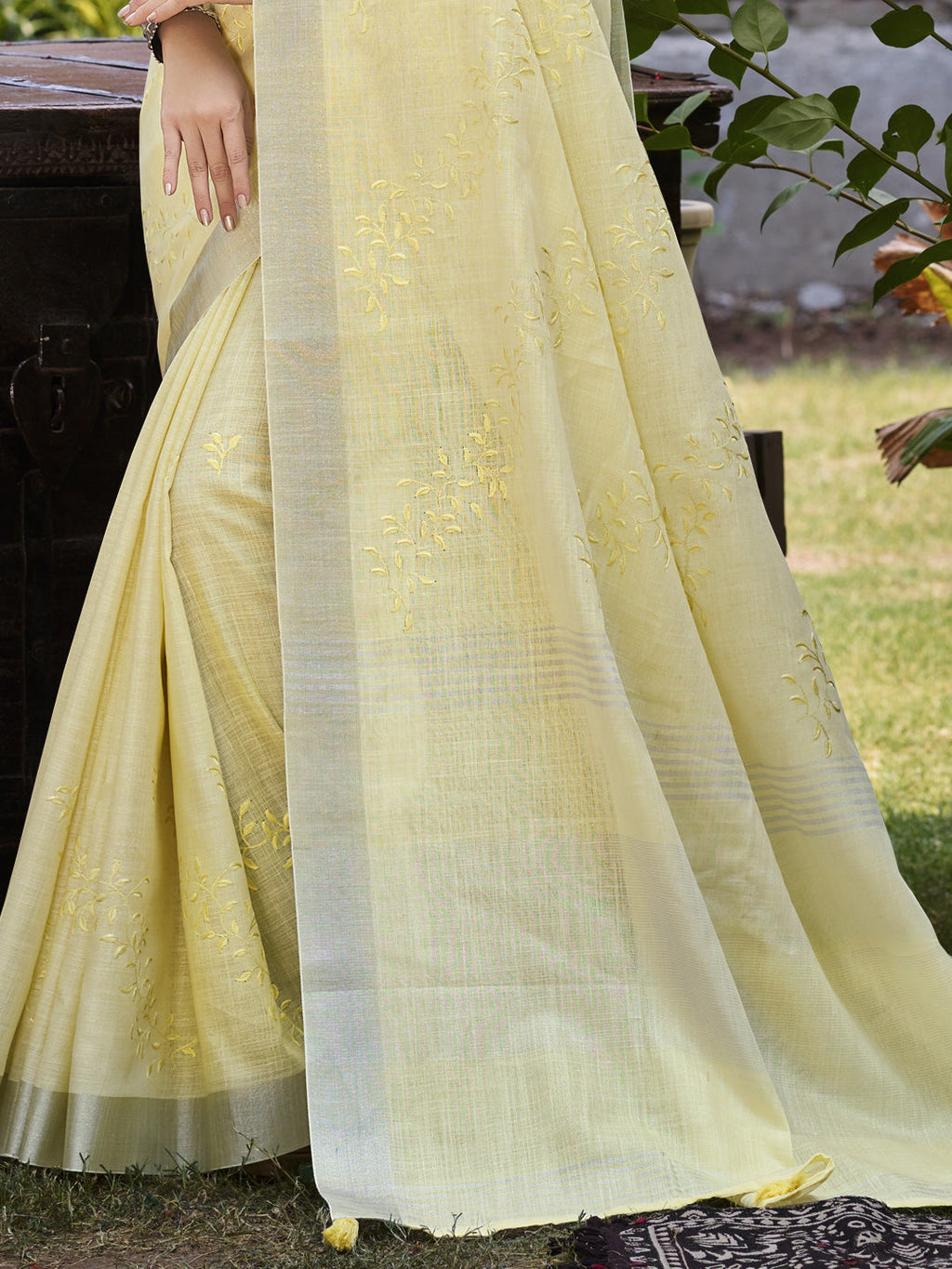 Sangam Prints Yellow Linen Woven Work Traditional Saree - Distacart