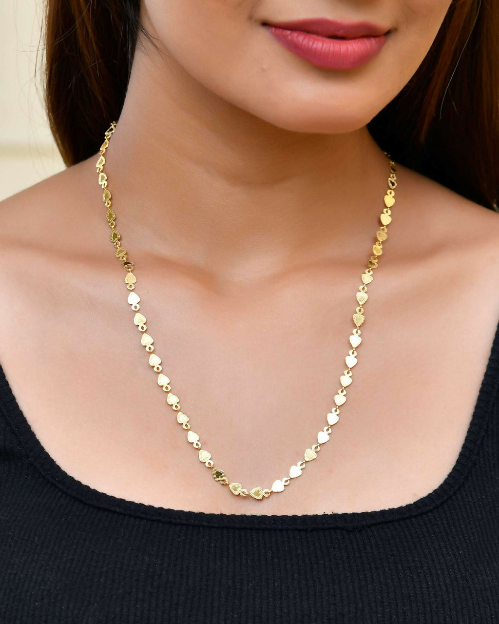 VOJ Gold-Polished Heart Shaped Chan for Women