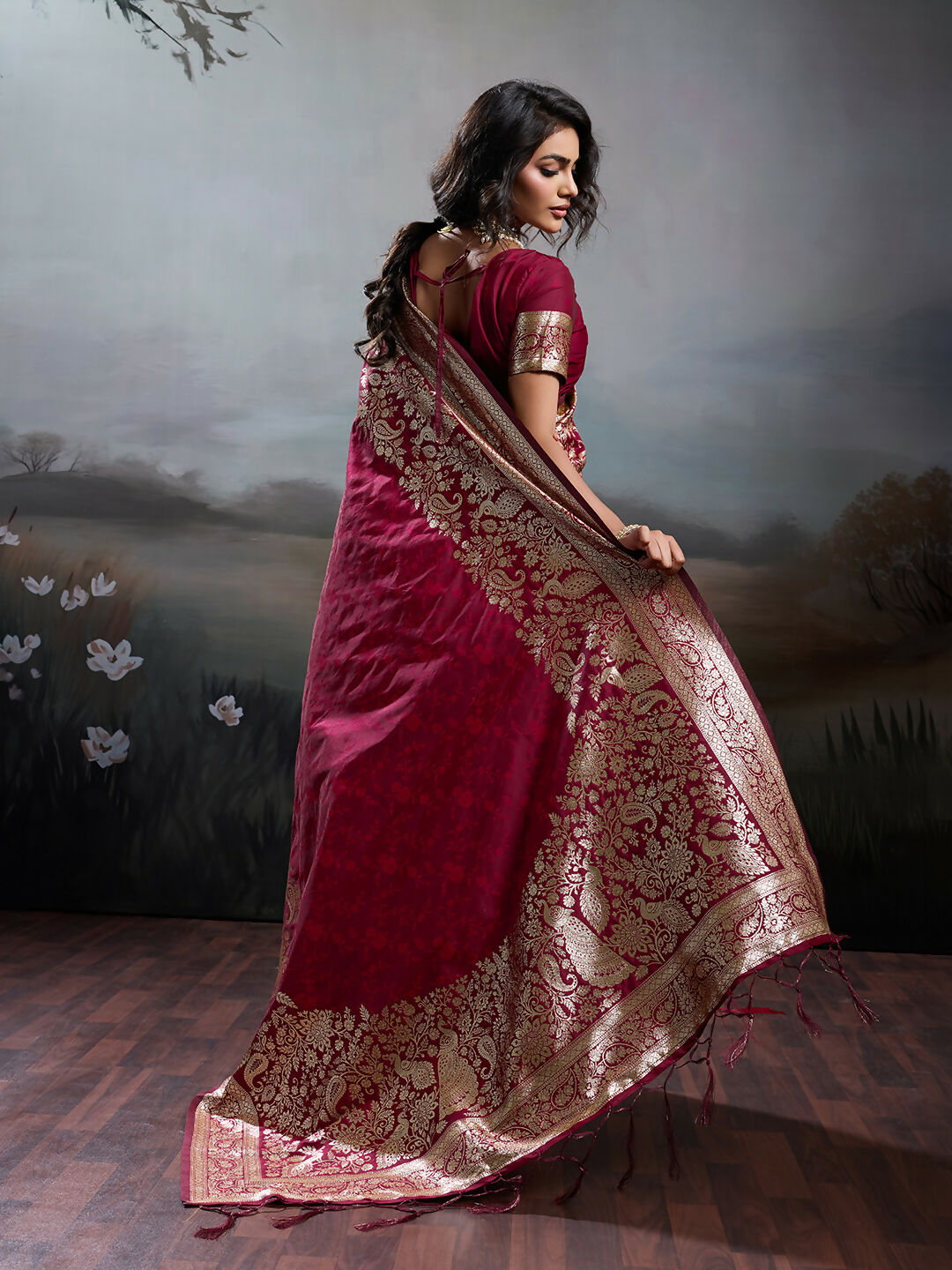 Shree Shyam Fashion Maroon Silk Blend Saree - Distacart