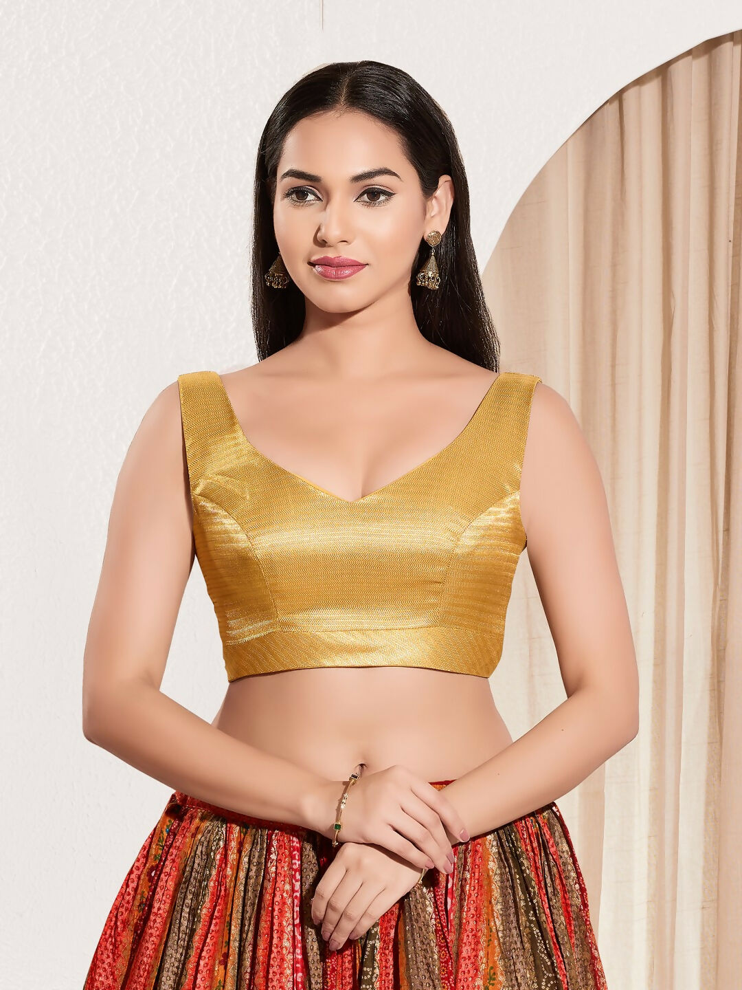 Joban Fashion Yellow Gold Mulberry Silk Padded Blouse With Sweetheart Neck Sleeveless - Distacart