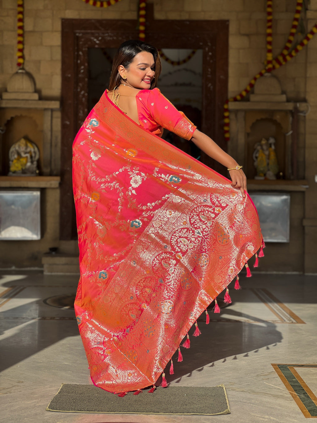 Vedant Vastram Soft Litchi Silk Banarasi Silk Jacquard Saree - Gajri