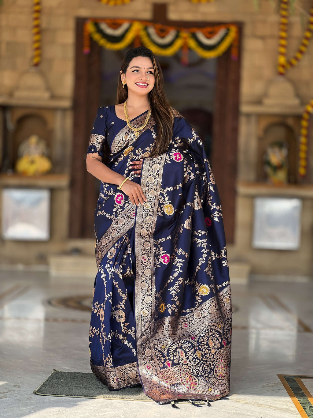 Vedant Vastram Soft Litchi Silk Banarasi Silk Jacquard Saree - Navy Blue