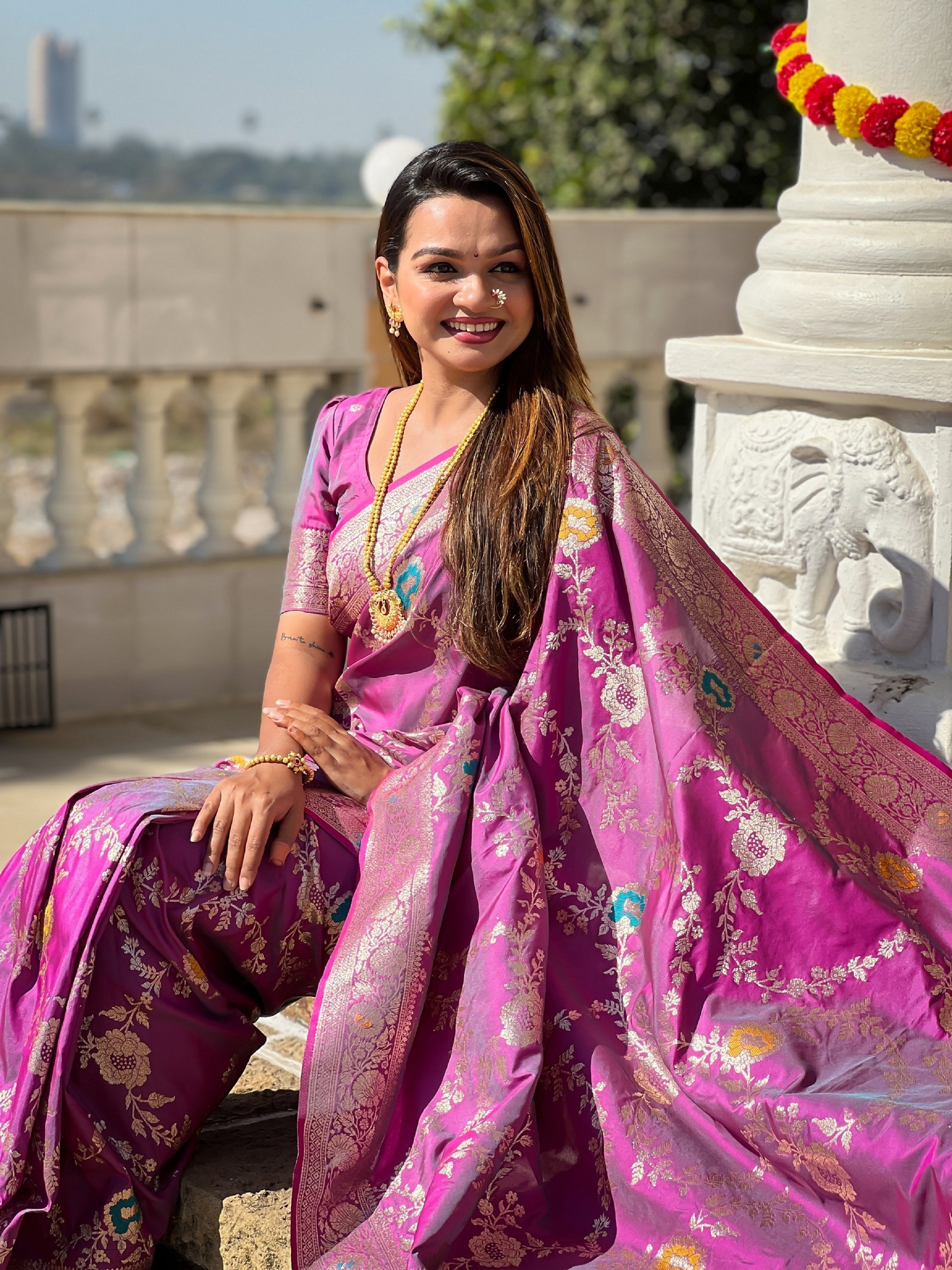 Vedant Vastram Soft Litchi Silk Banarasi Silk Jacquard Saree - Purple