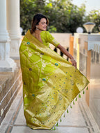 Vedant Vastram Soft Litchi Silk Banarasi Silk Jacquard Saree - Parrot