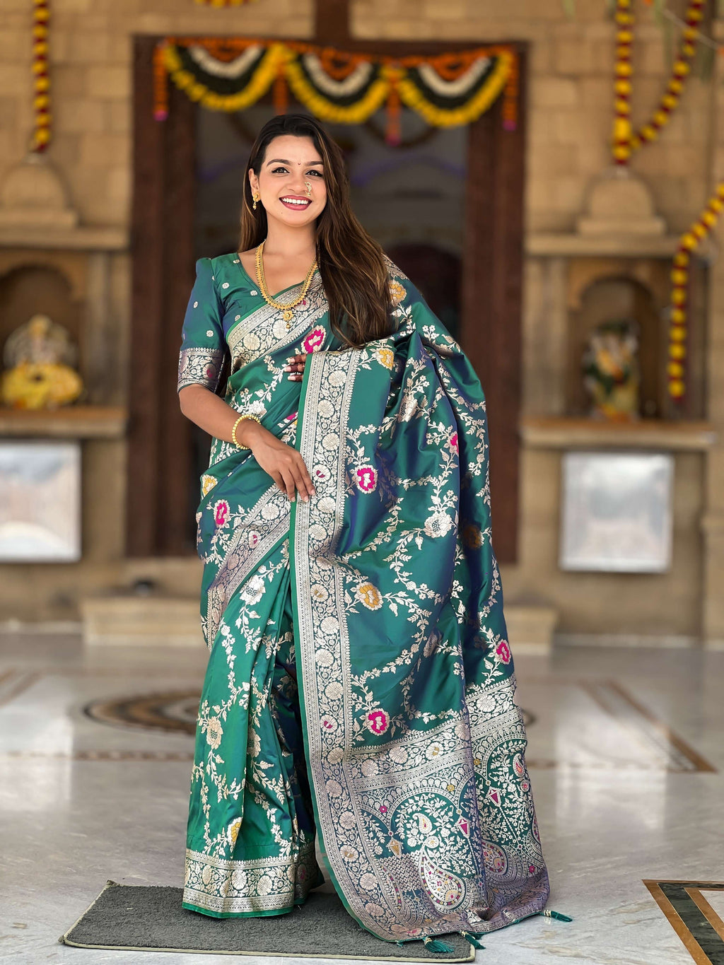Vedant Vastram Soft Litchi Silk Banarasi Silk Jacquard Saree - Rama