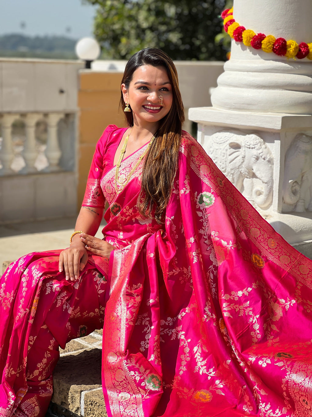 Vedant Vastram Soft Litchi Silk Banarasi Silk Jacquard Saree - Rani