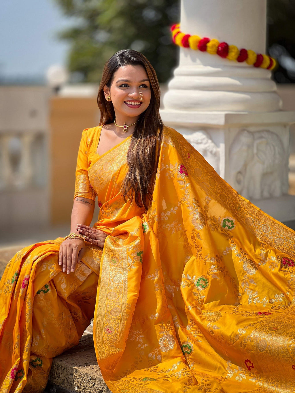 Vedant Vastram Soft Litchi Silk Banarasi Silk Jacquard Saree - Yellow