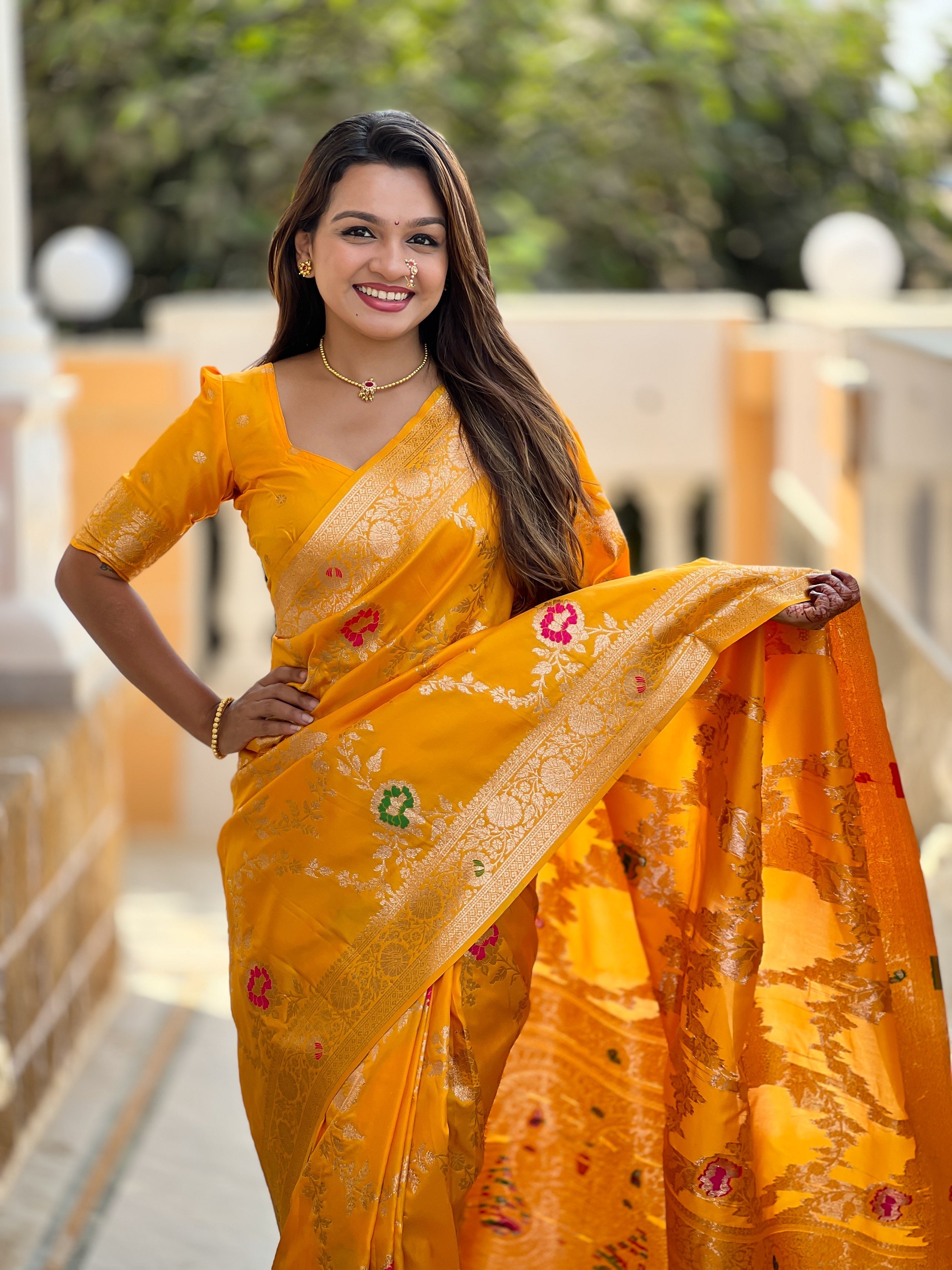 Vedant Vastram Soft Litchi Silk Banarasi Silk Jacquard Saree - Yellow