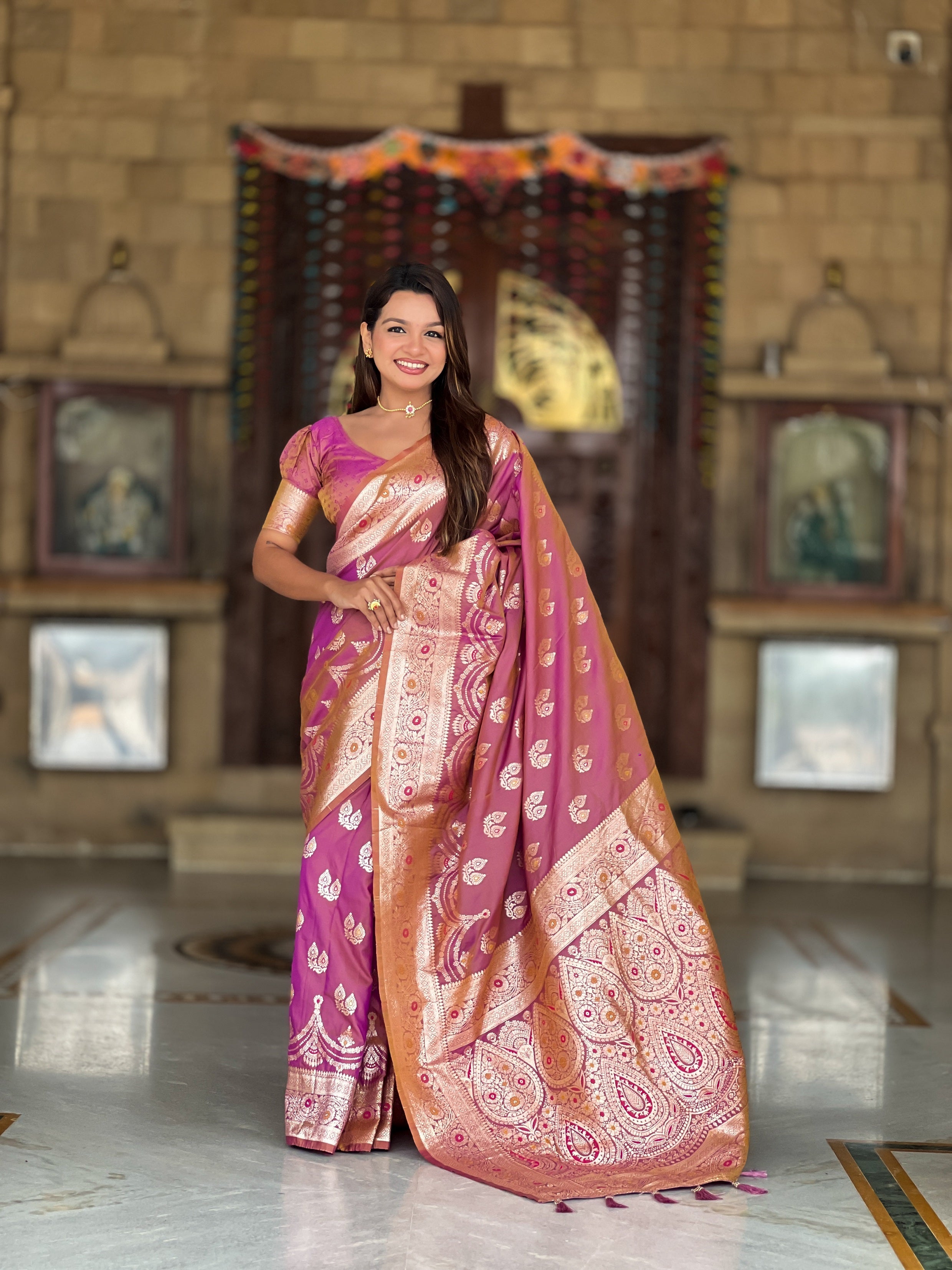 Vedant Vastram Soft Litchi Silk Banarasi Silk Jacquard Saree - Purple
