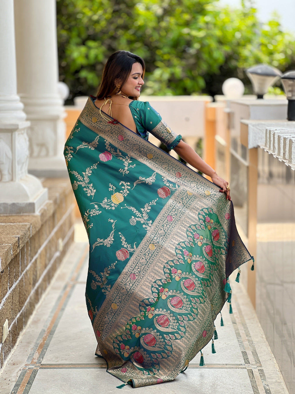 Vedant Vastram Soft Litchi Silk Banarasi Silk Jacquard Saree - Aqua