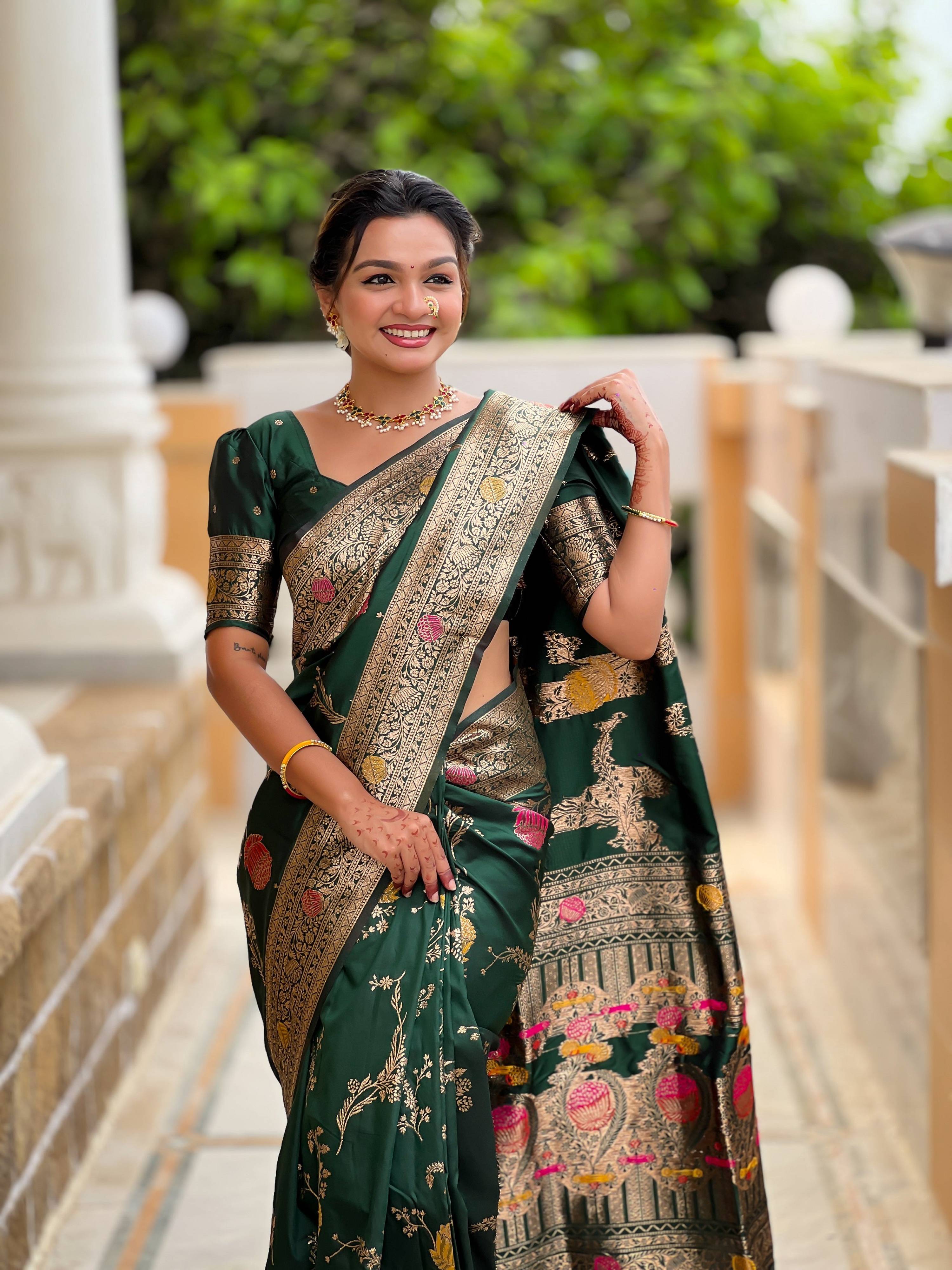 Vedant Vastram Soft Litchi Silk Banarasi Silk Jacquard Saree - Green