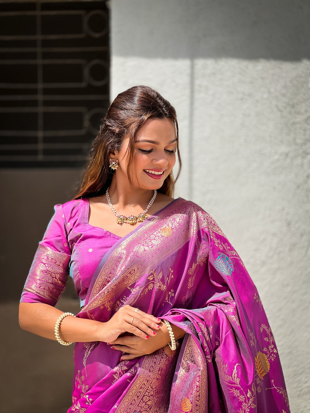 Vedant Vastram Soft Litchi Silk Banarasi Silk Jacquard Saree - Purple