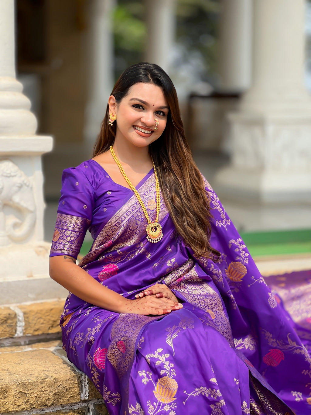 Vedant Vastram Soft Litchi Silk Banarasi Silk Jacquard Saree - Violet