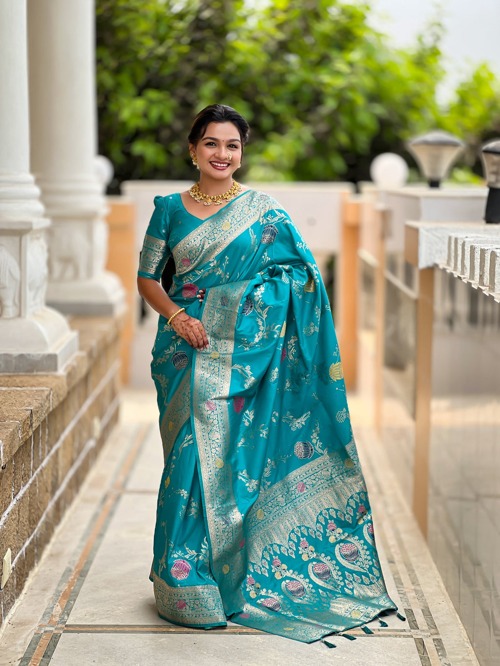 Vedant Vastram Soft Litchi Silk Banarasi Silk Jacquard Saree - Rama