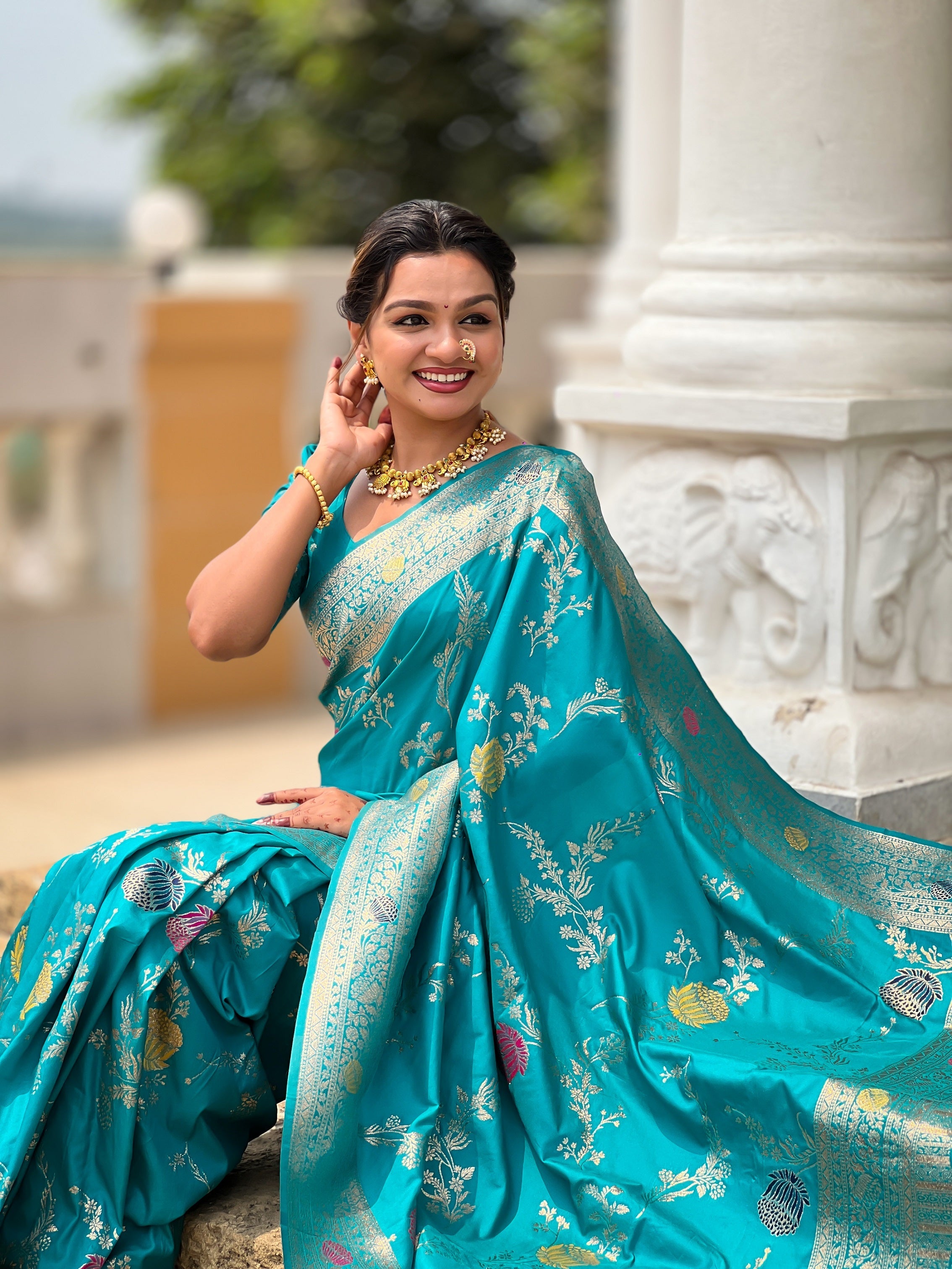 Vedant Vastram Soft Litchi Silk Banarasi Silk Jacquard Saree - Rama
