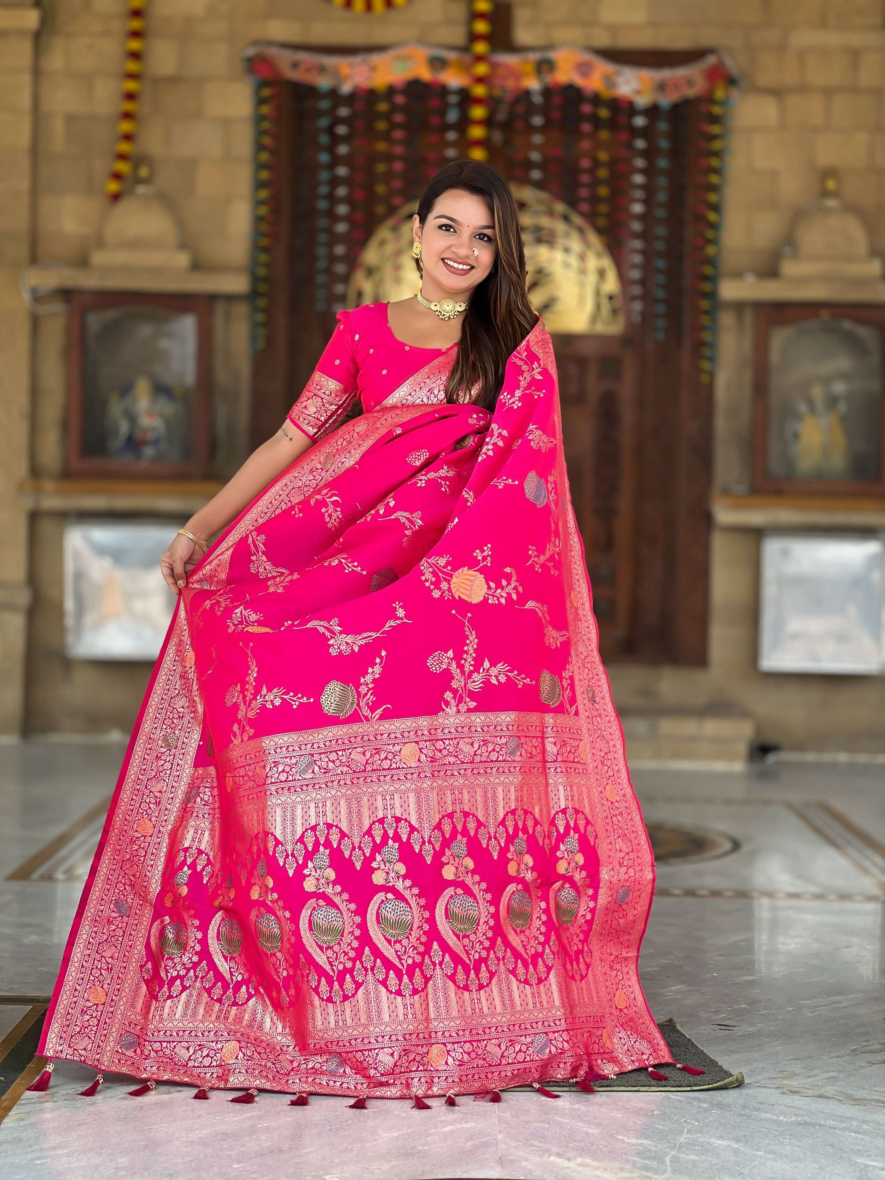 Vedant Vastram Soft Litchi Silk Banarasi Silk Jacquard Saree - Rani
