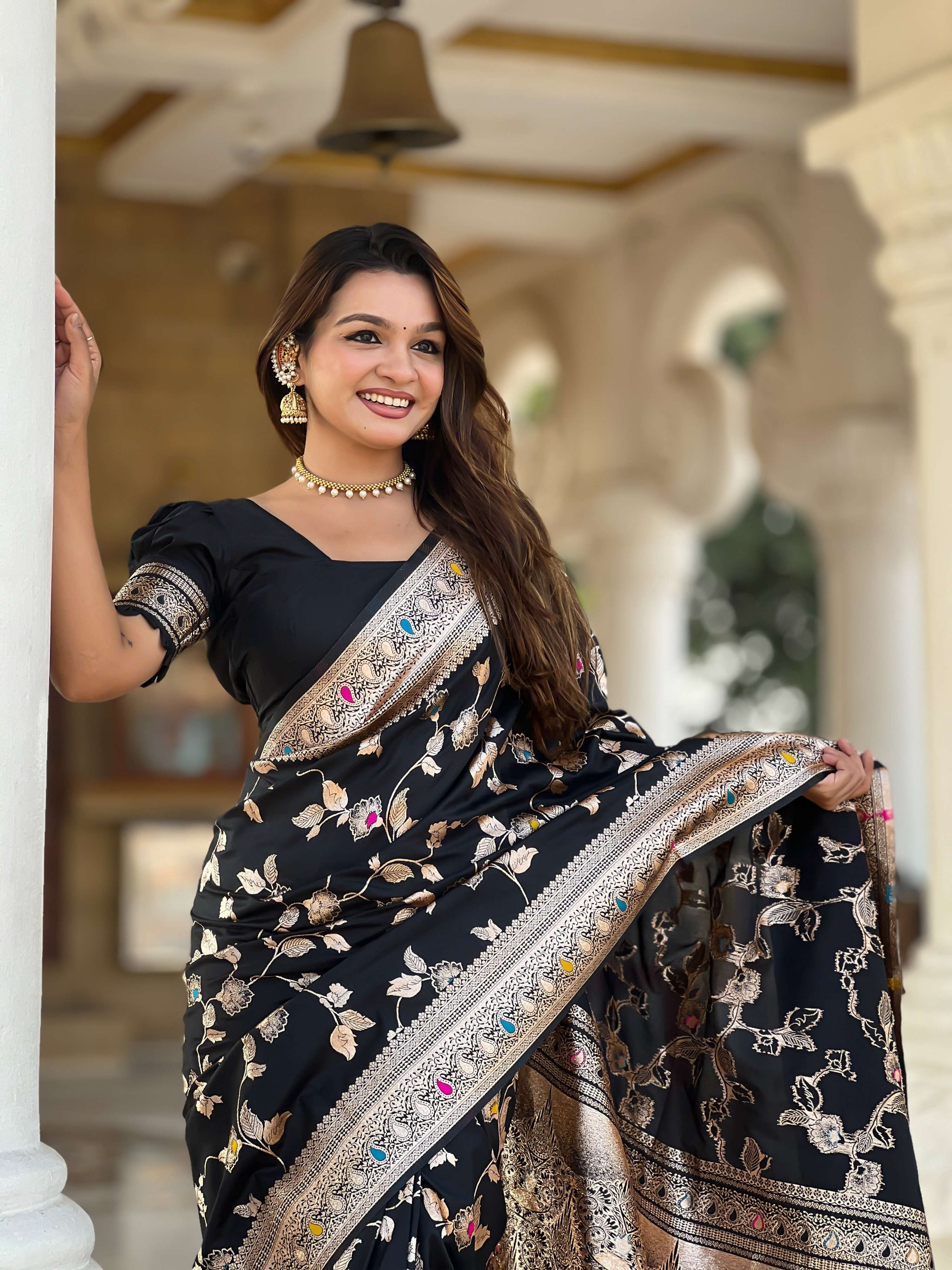 Vedant Vastram Soft Litchi Silk Banarasi Silk Jacquard Saree - Black