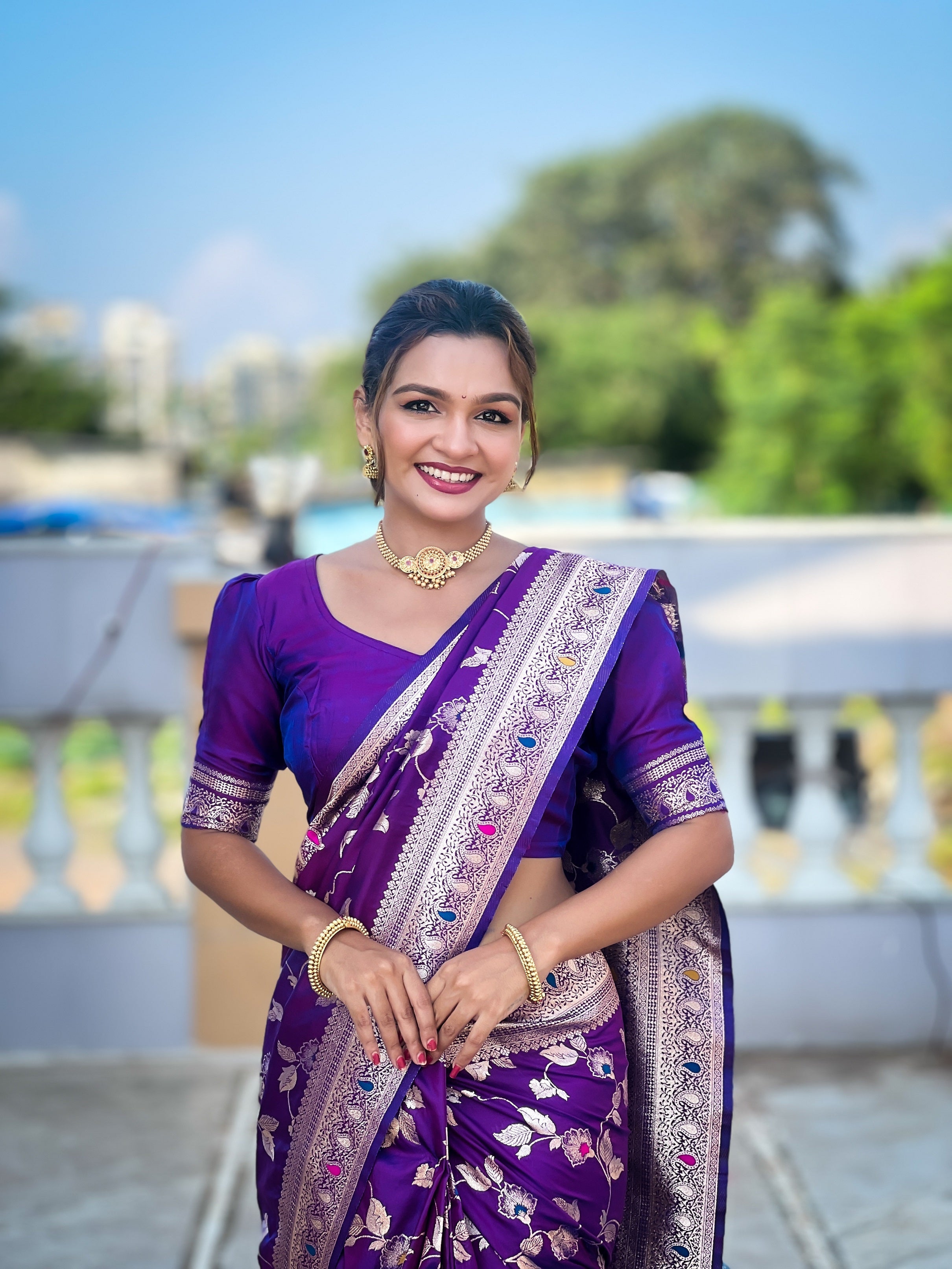 Vedant Vastram Soft Litchi Silk Banarasi Silk Jacquard Saree - Violet