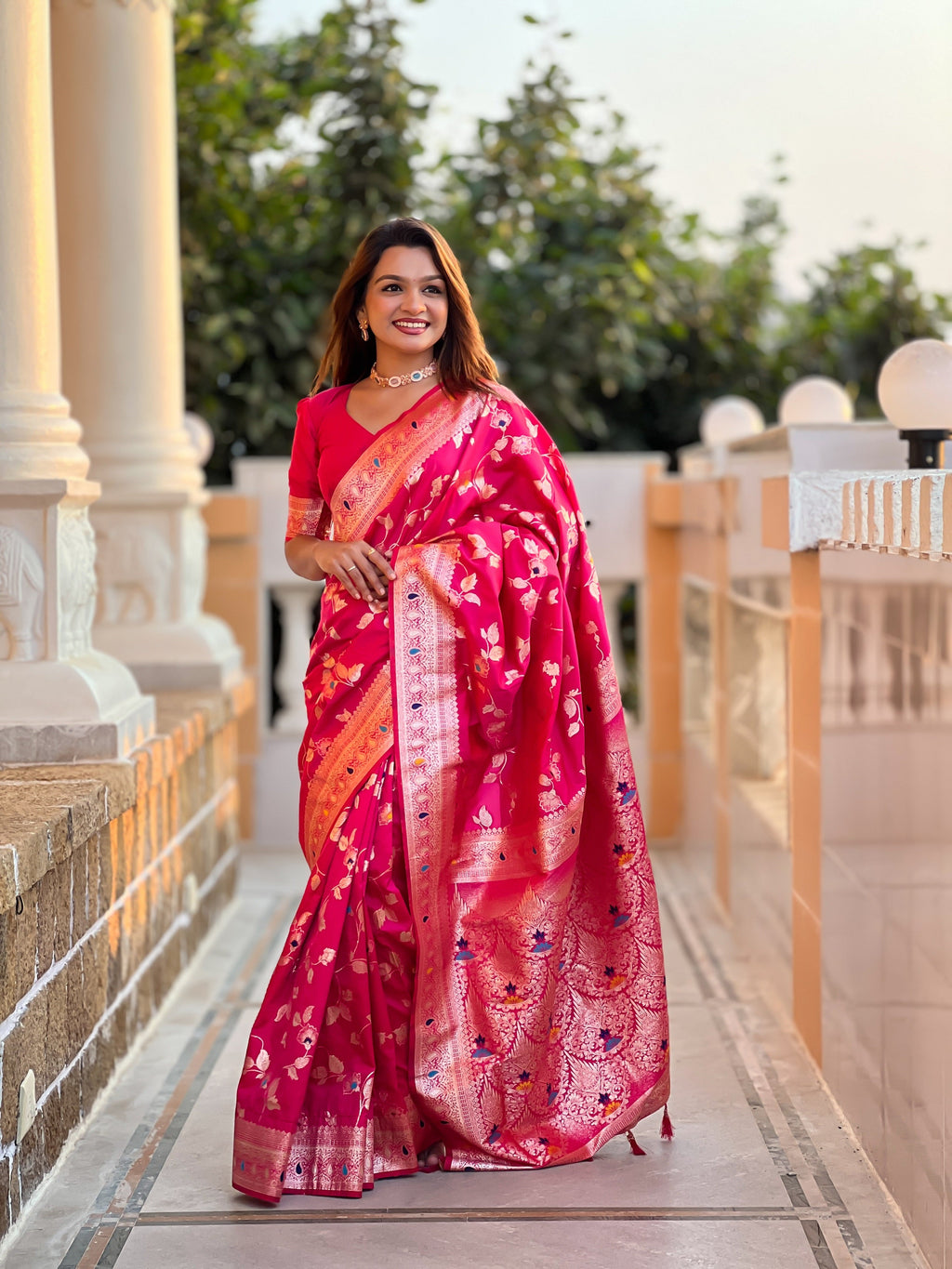 Vedant Vastram Soft Litchi Silk Banarasi Silk Jacquard Saree - Rani