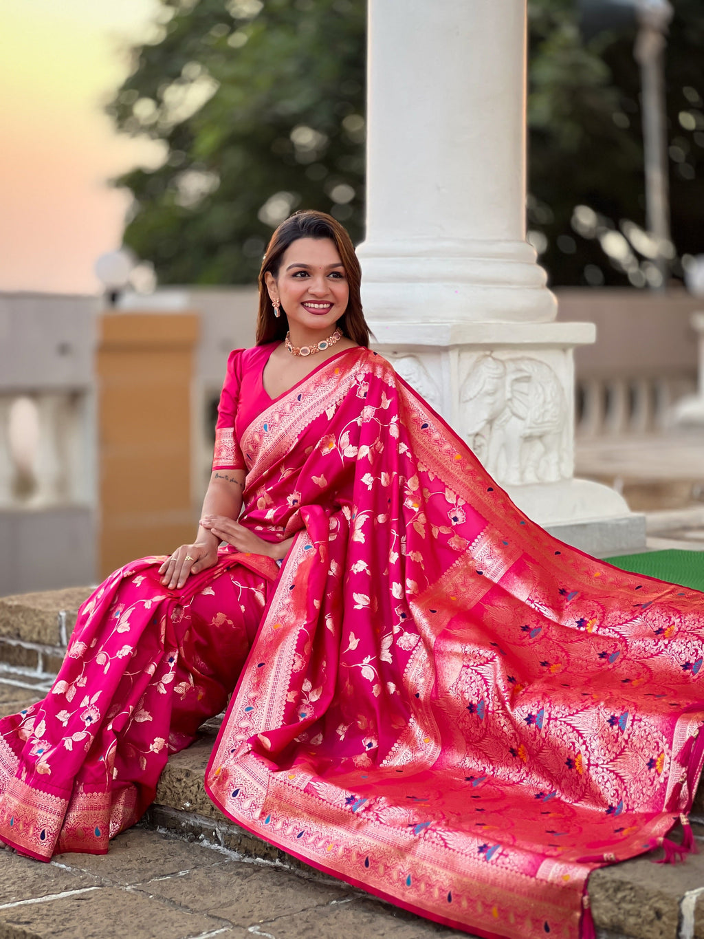 Vedant Vastram Soft Litchi Silk Banarasi Silk Jacquard Saree - Rani