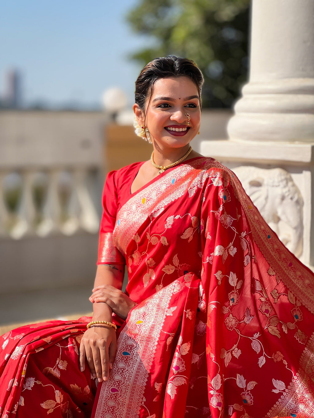 Vedant Vastram Soft Litchi Silk Banarasi Silk Jacquard Saree - Red