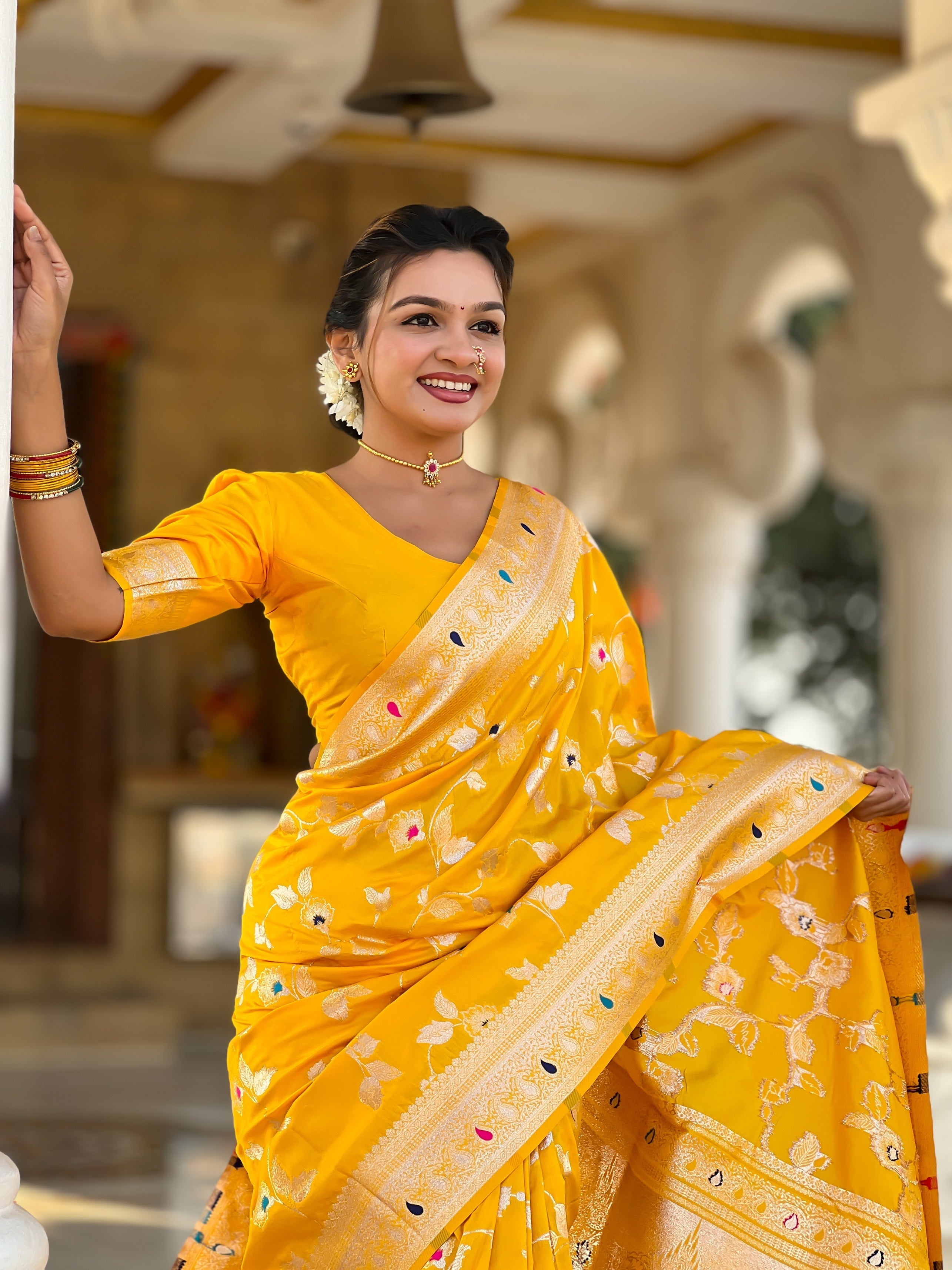 Vedant Vastram Soft Litchi Silk Banarasi Silk Jacquard Saree - Yellow