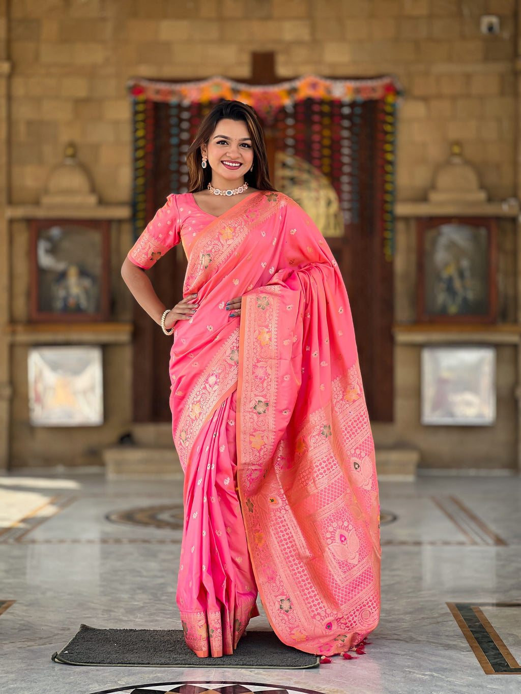 Vedant Vastram Soft Litchi Silk Banarasi Silk Jacquard Saree - Gajri