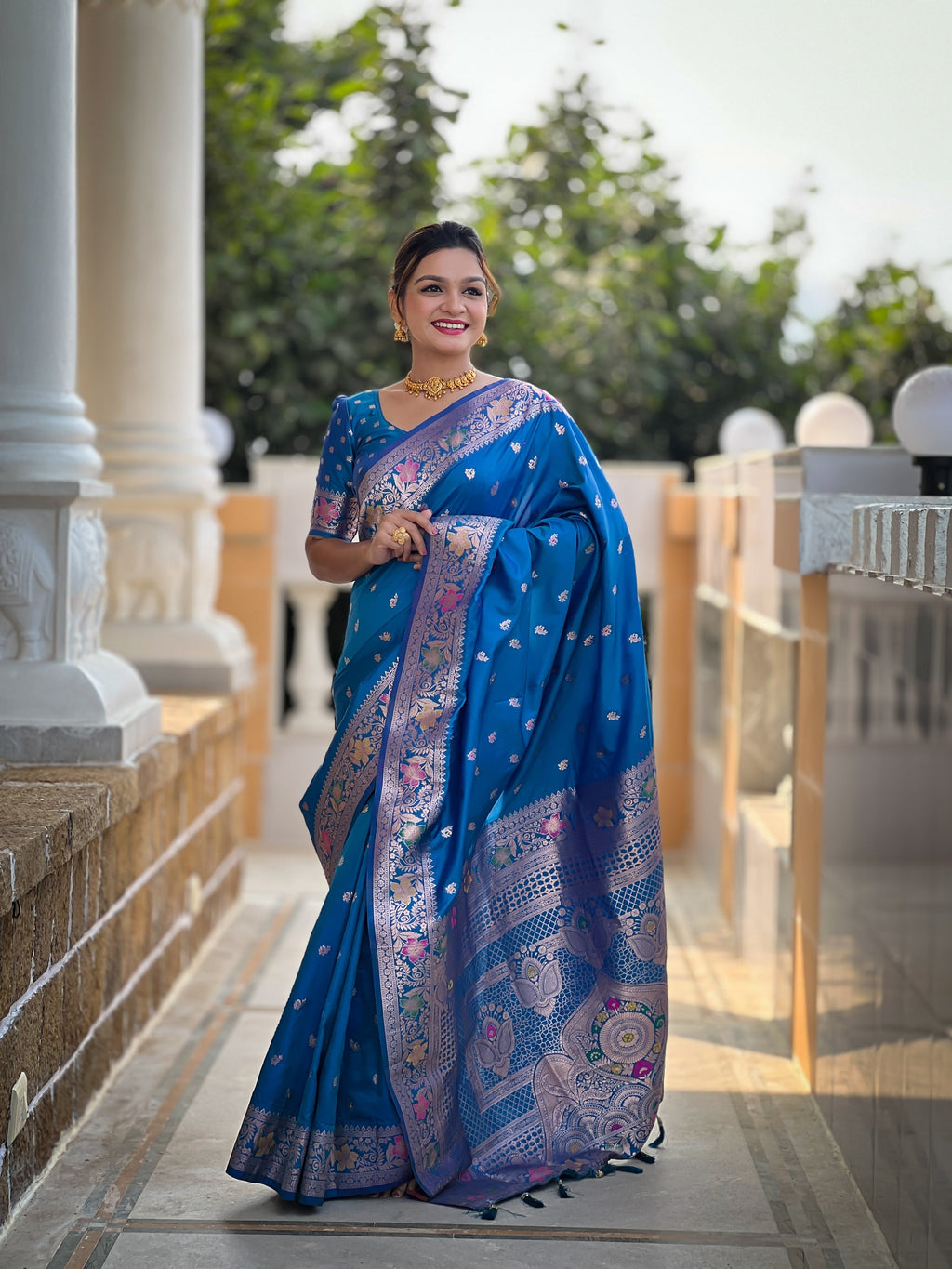 Vedant Vastram Soft Litchi Silk Banarasi Silk Jacquard Saree - Skyblue