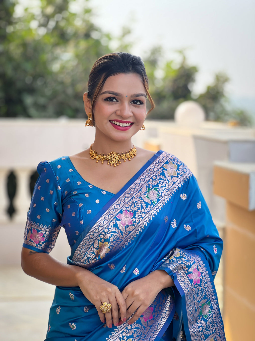 Vedant Vastram Soft Litchi Silk Banarasi Silk Jacquard Saree - Skyblue