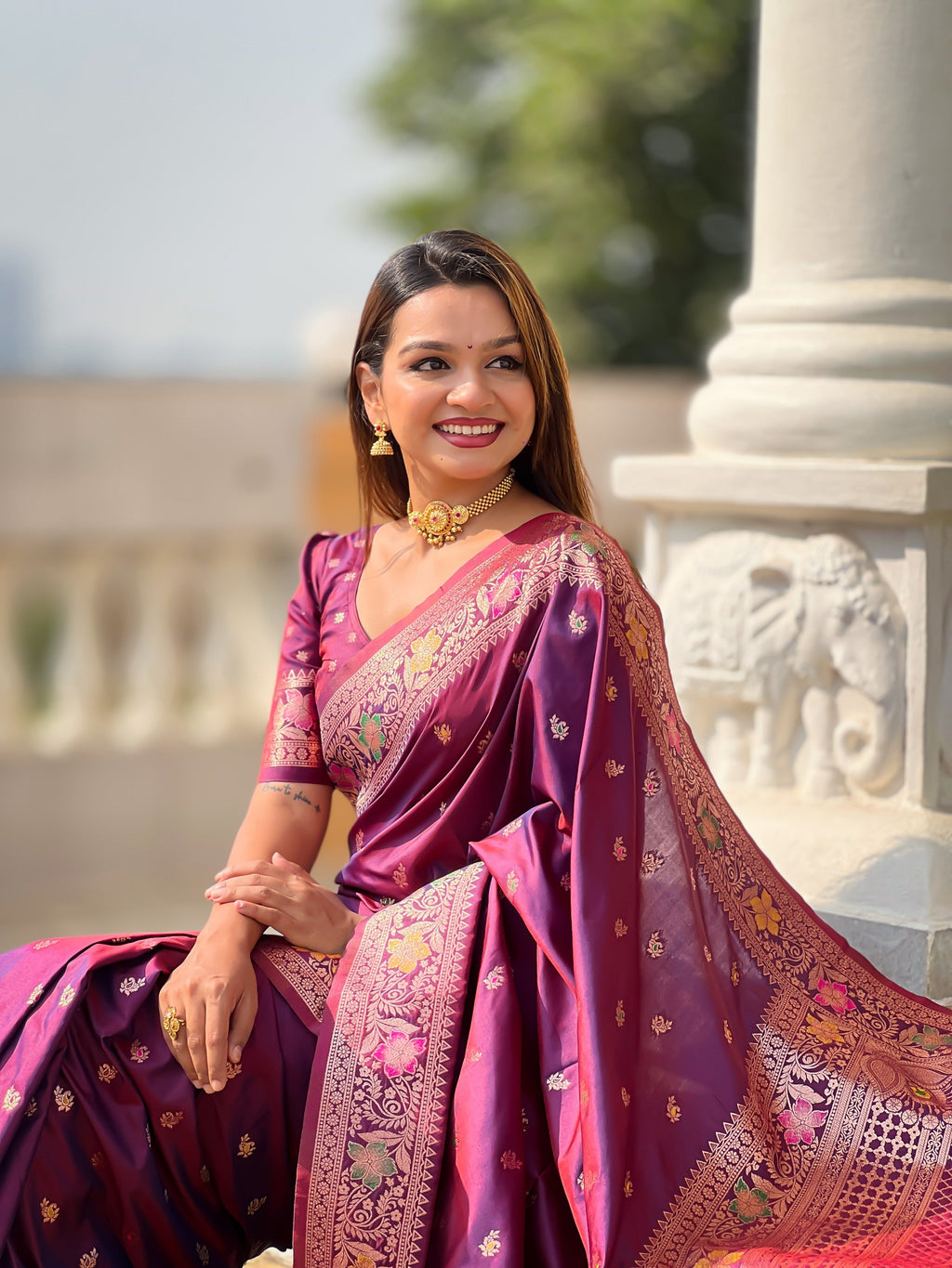 Vedant Vastram Soft Litchi Silk Banarasi Silk Jacquard Saree - Wine