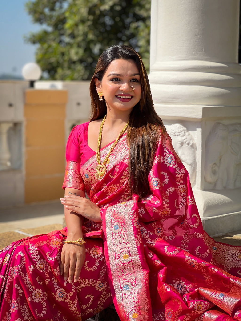 Vedant Vastram Soft Litchi Silk Banarasi Silk Jacquard Saree - Rani
