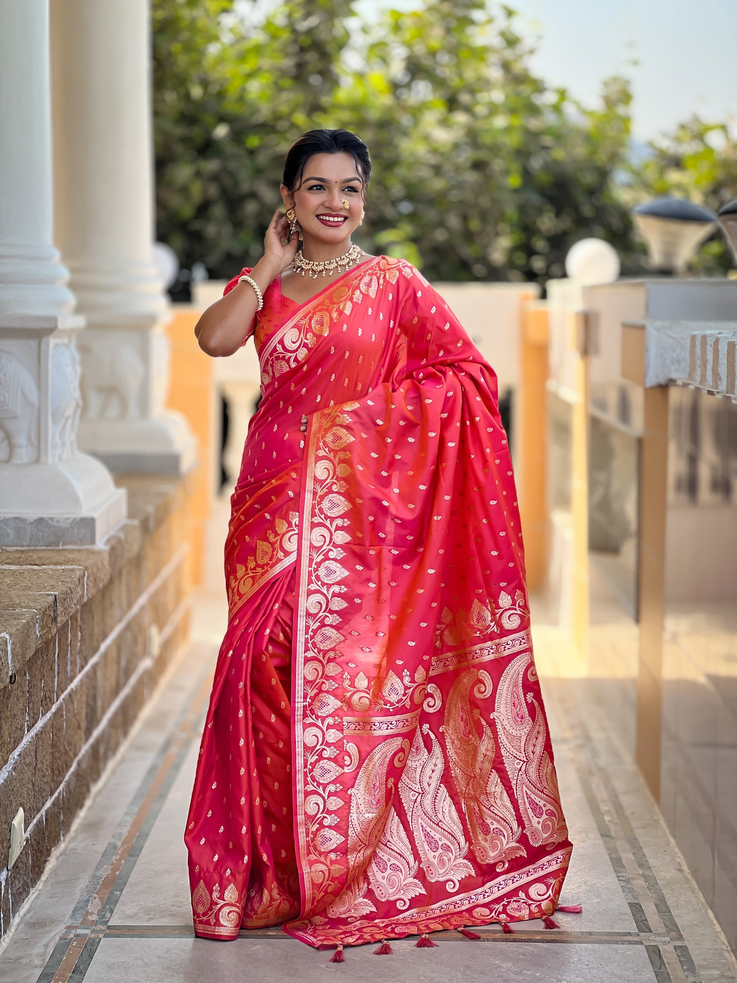 Vedant Vastram Soft Litchi Silk Banarasi Silk Jacquard Saree - Gajri