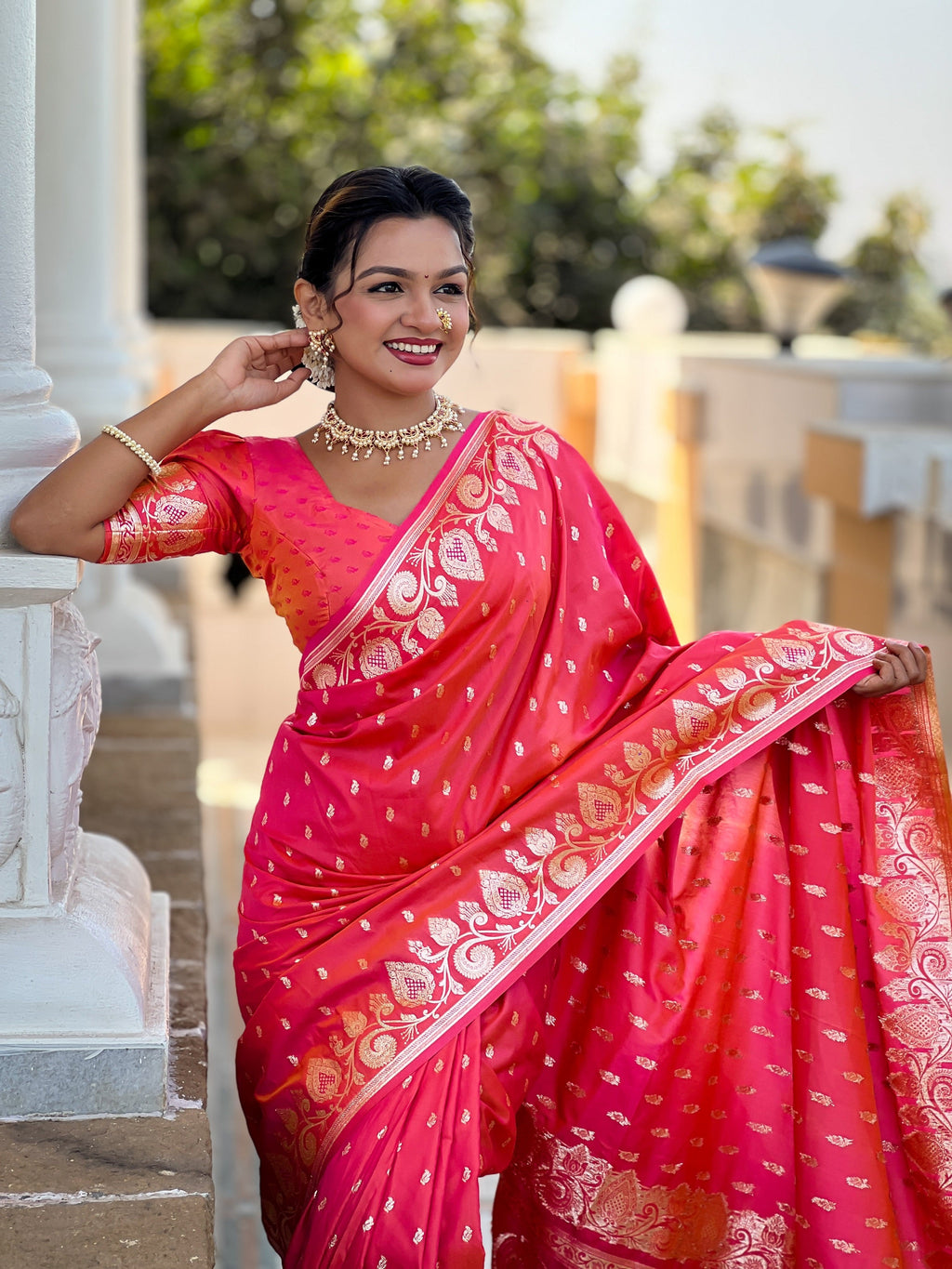 Vedant Vastram Soft Litchi Silk Banarasi Silk Jacquard Saree - Gajri