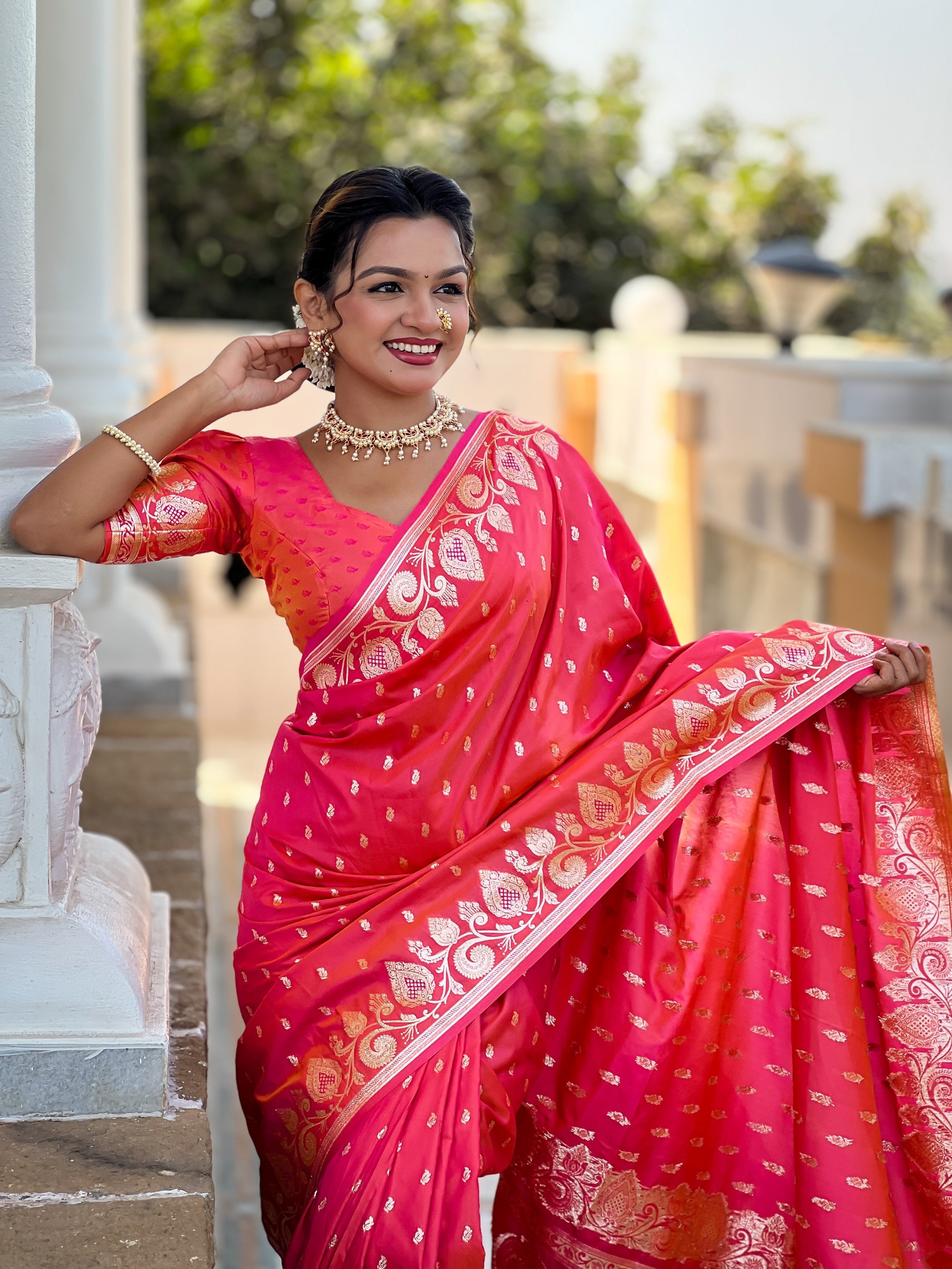 Vedant Vastram Soft Litchi Silk Banarasi Silk Jacquard Saree - Gajri