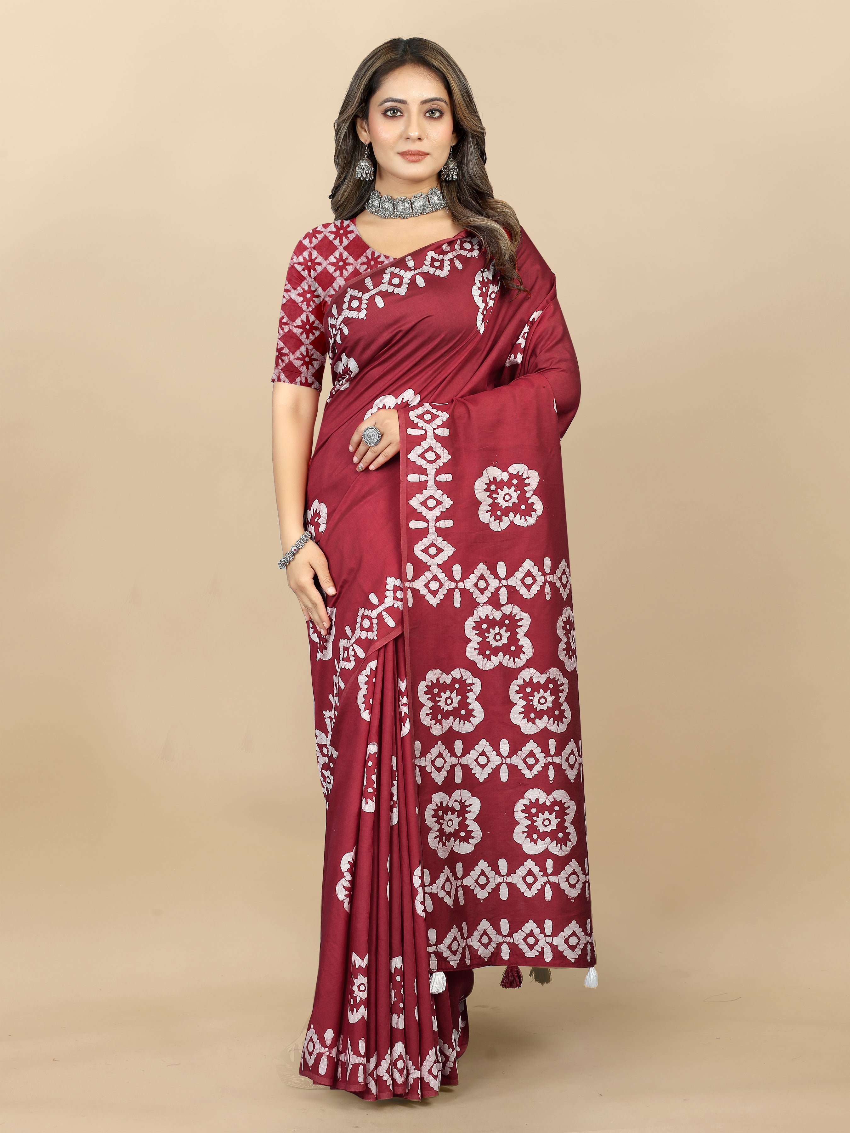 Vedant Vastram Designer Digital Print Batik Saree - Maroon