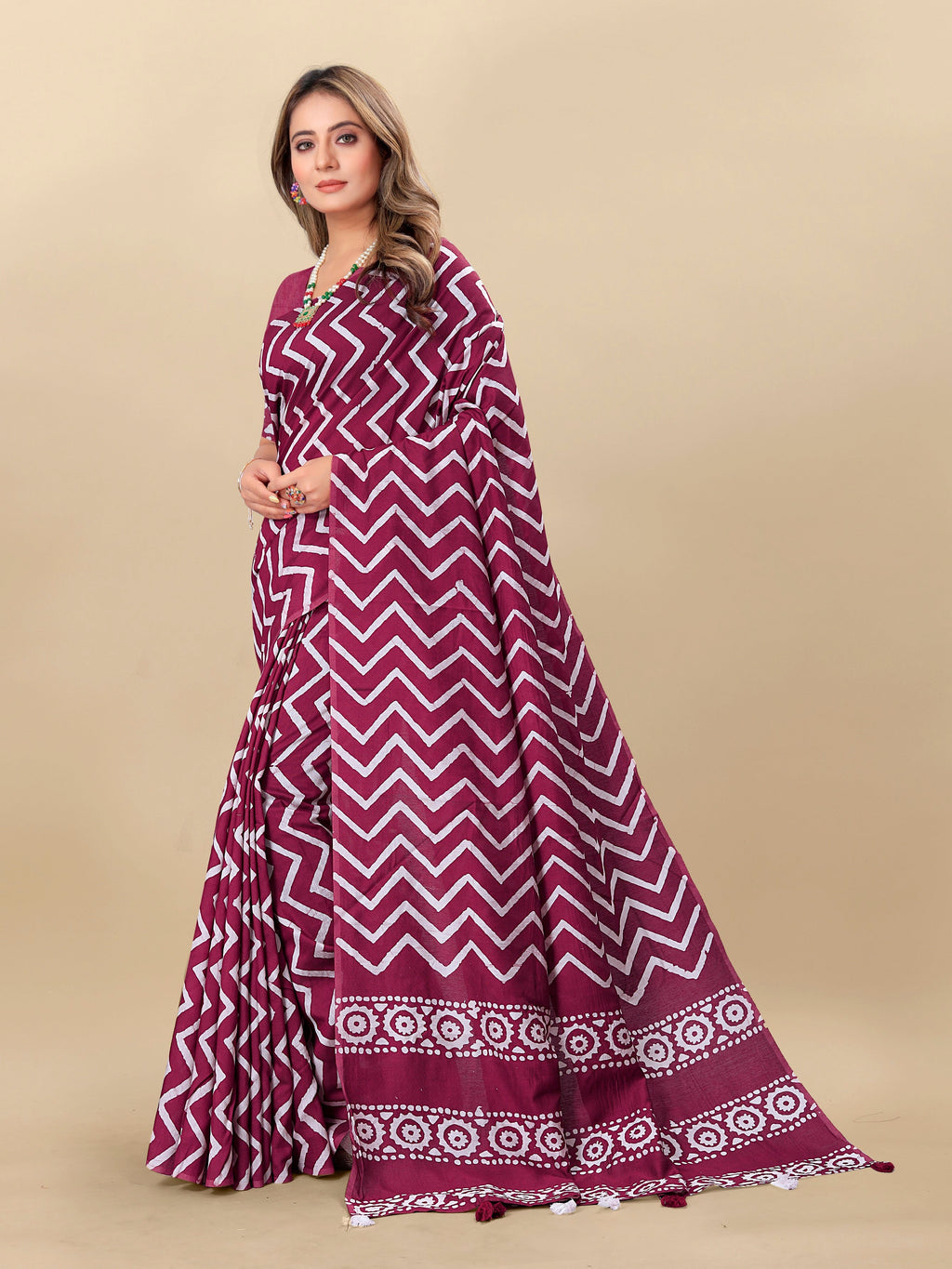 Vedant Vastram Designer Digital Print Batik Saree - Wine